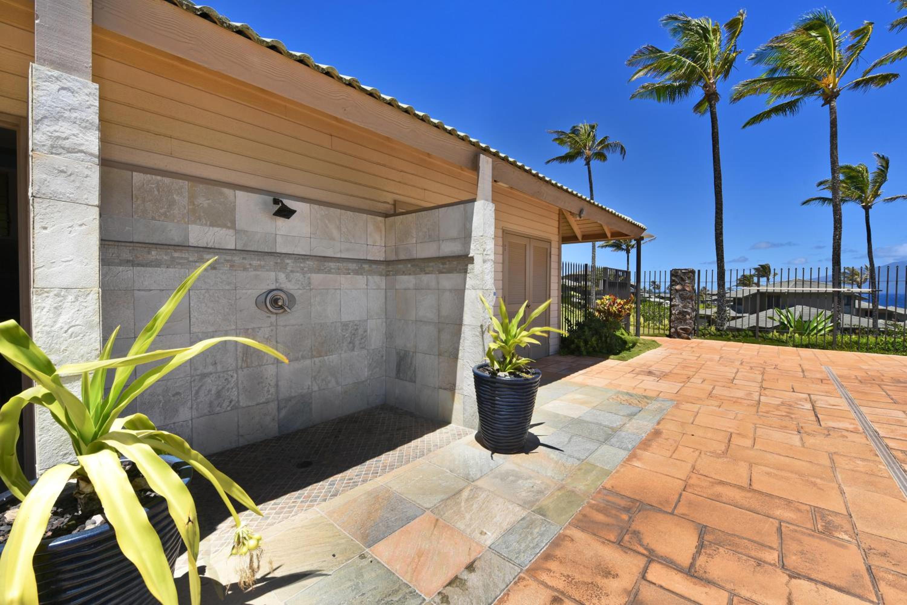 Kapalua Bay Villas 33B1 · KBV 33B1 Remodeled OceanFront w Ocean