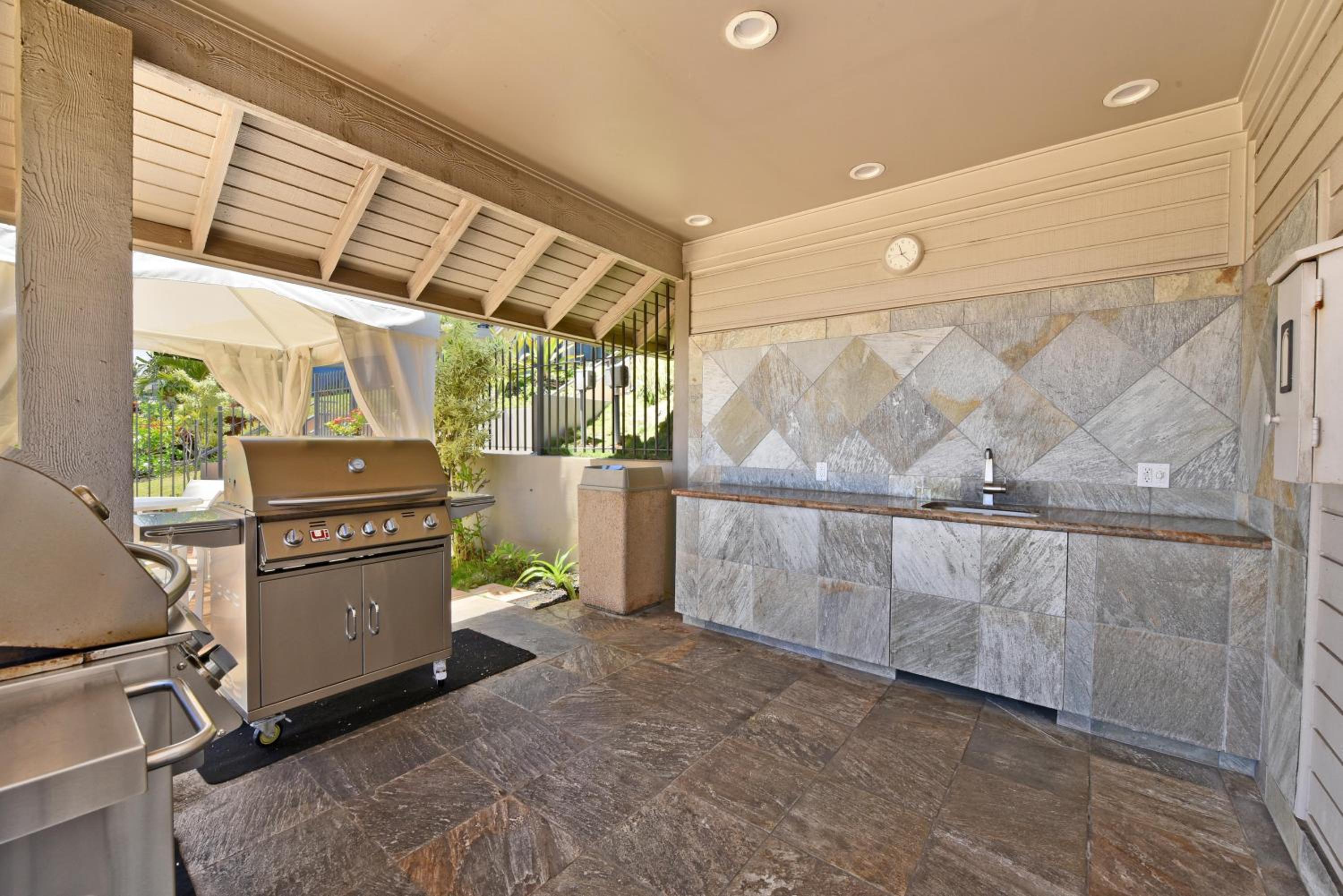 Kapalua Bay Villas 33B1 · KBV 33B1 Remodeled OceanFront w Ocean
