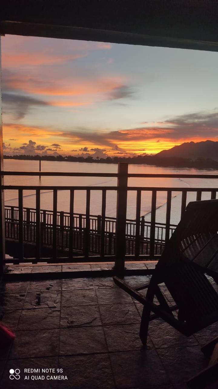 the sunset view lagoon suite photo 2