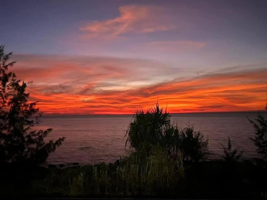 Marina Views Apartment Cullen Bay