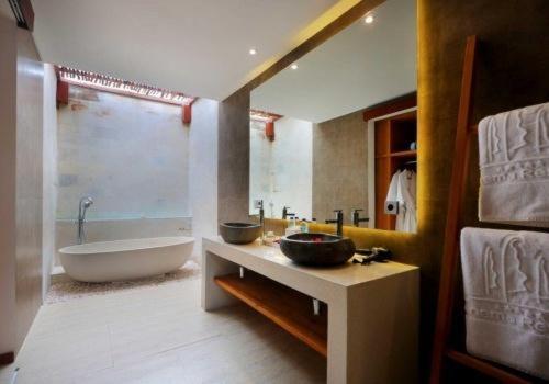 Anema Wellness Villa & Spa Gili Lombok - Diving Center PADI view 2