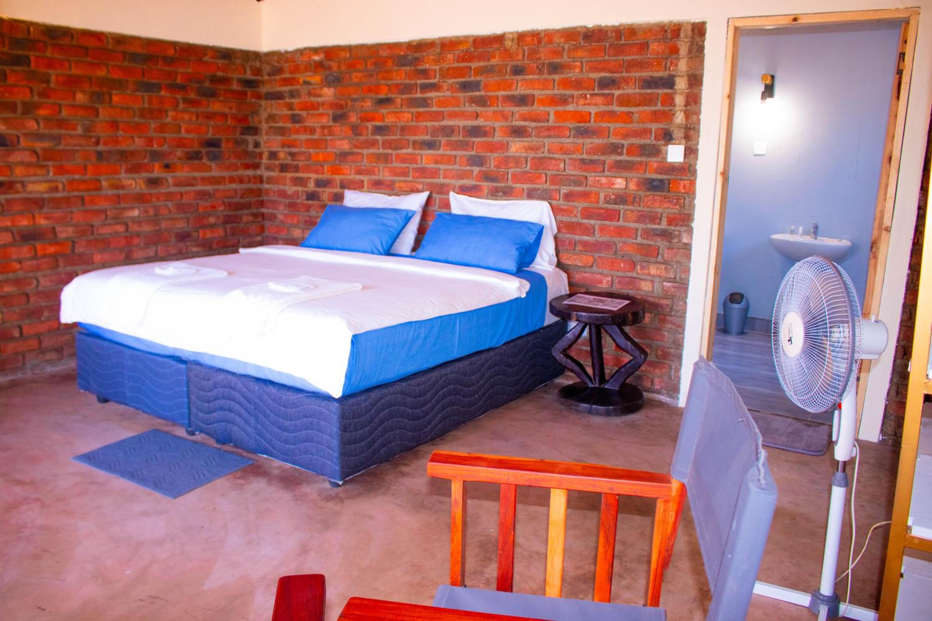iroCK Lodge