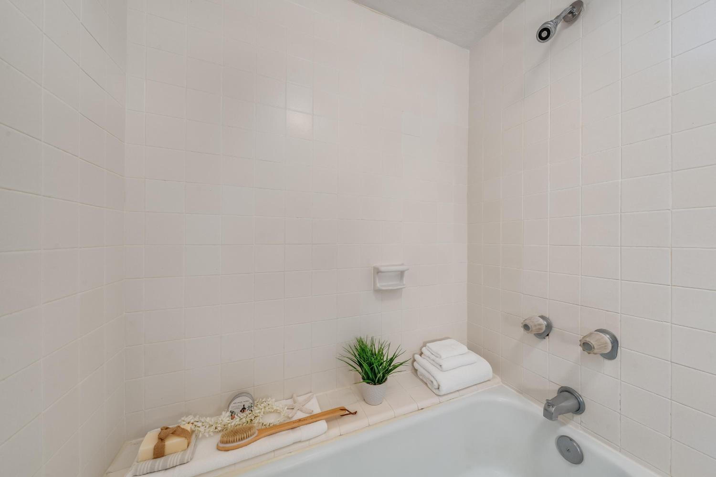 Eldorado K203 · EL K203 2BD Condo w AC Pool Beach Cabana