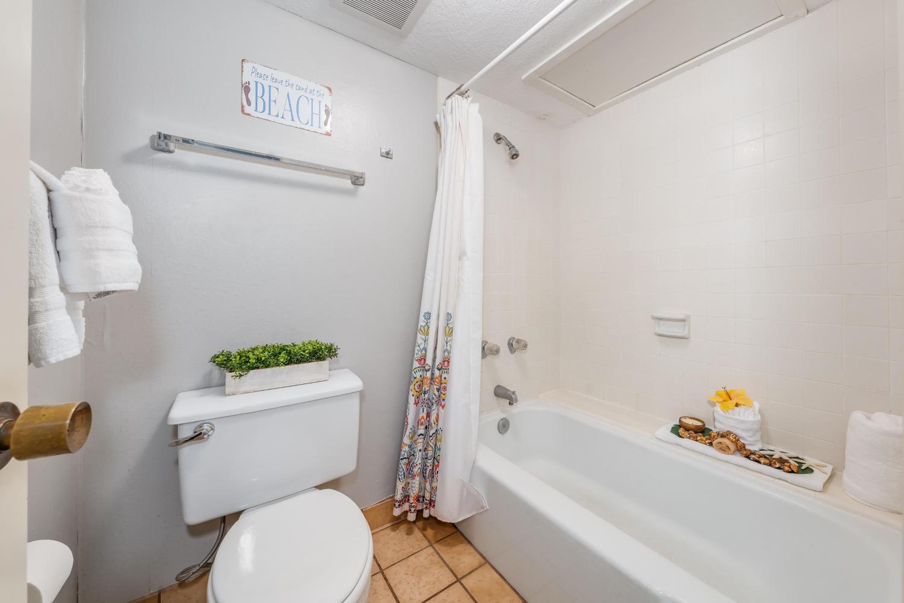 Eldorado K203 · EL K203 2BD Condo w AC Pool Beach Cabana