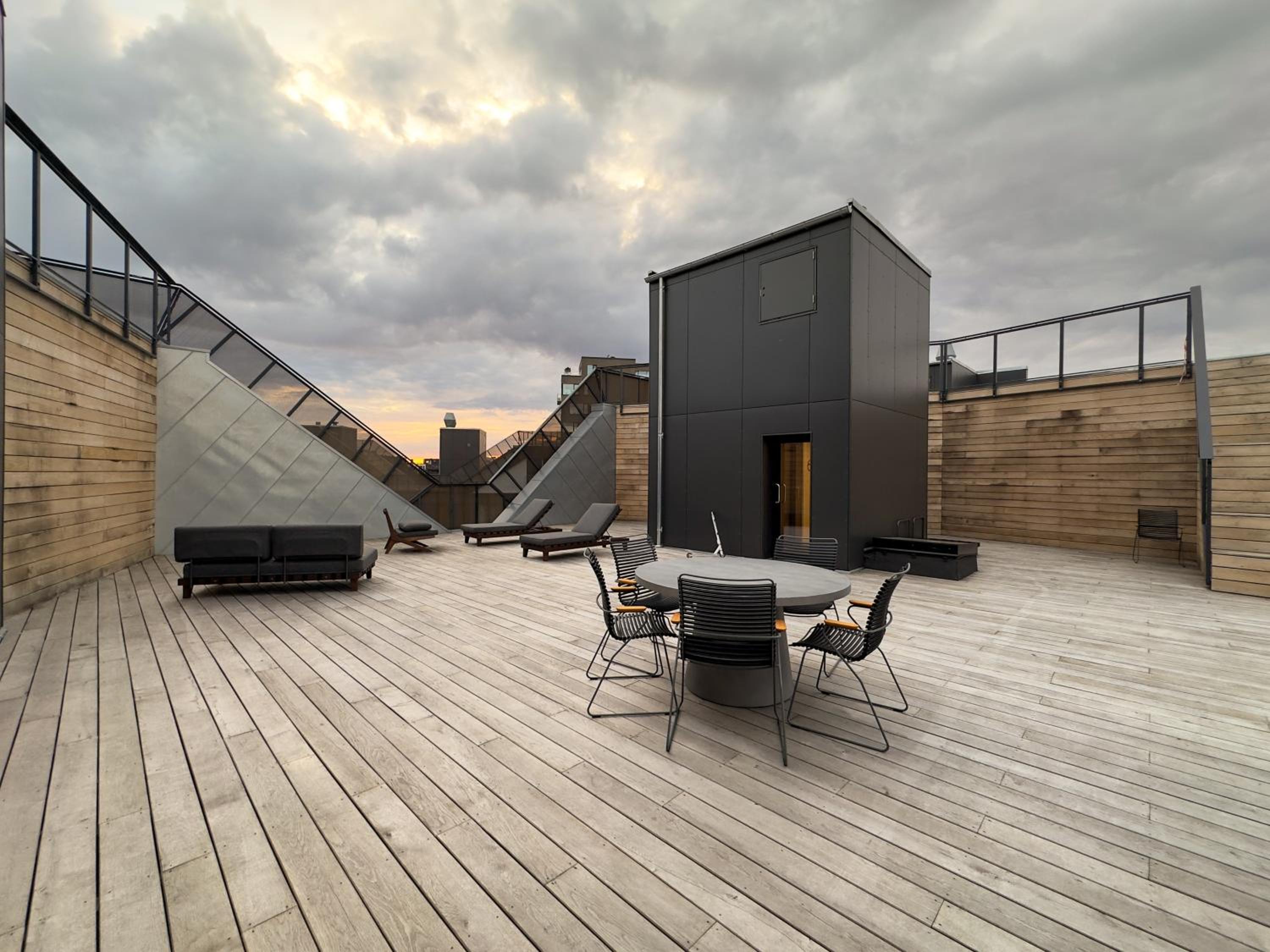 Exclusive Penthouse with Sunset Views