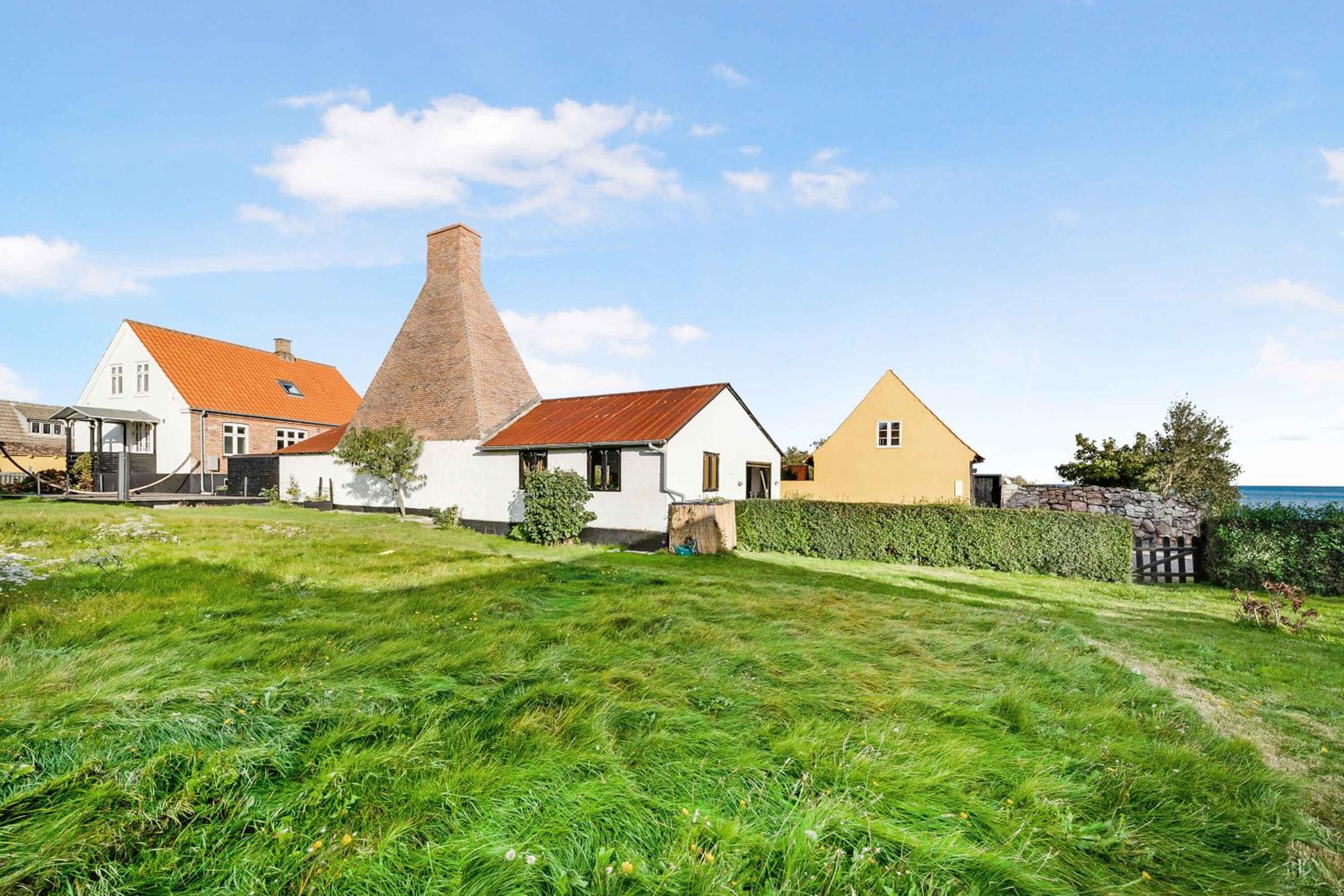 Charming Summerhouse W, Perfect Seaview Location