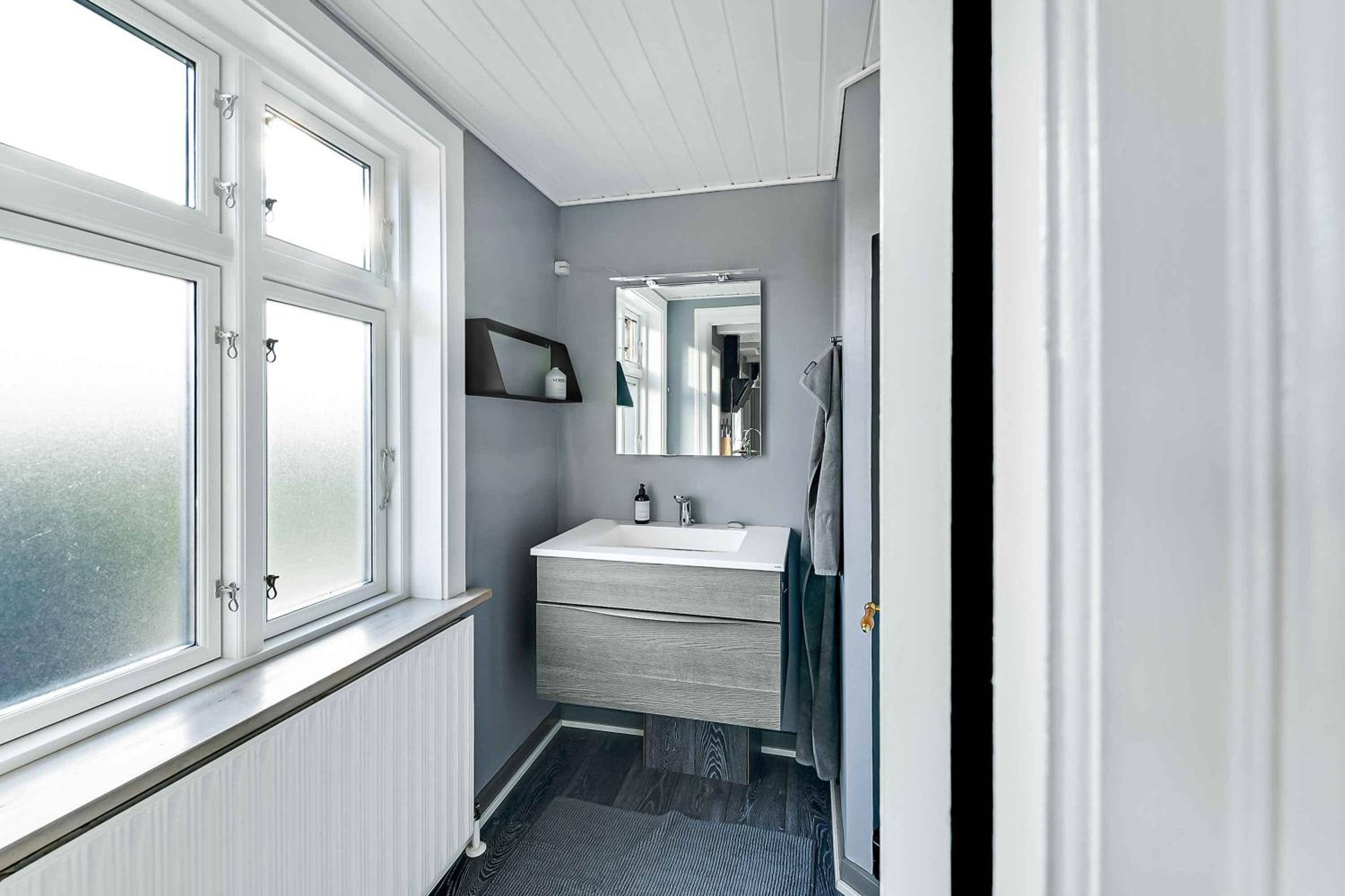 Charming Summerhouse W, Perfect Seaview Location