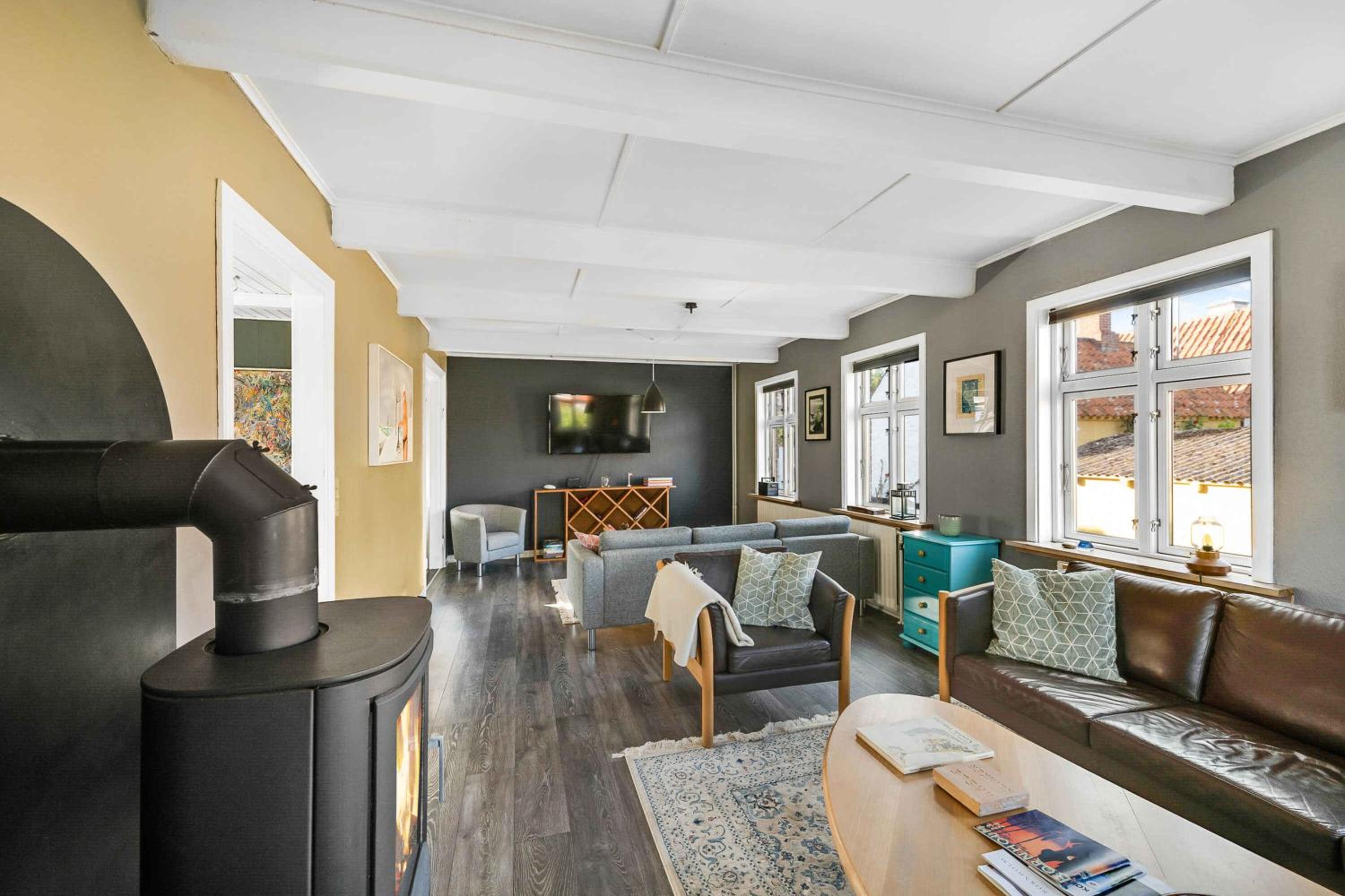 Charming Summerhouse W, Perfect Seaview Location
