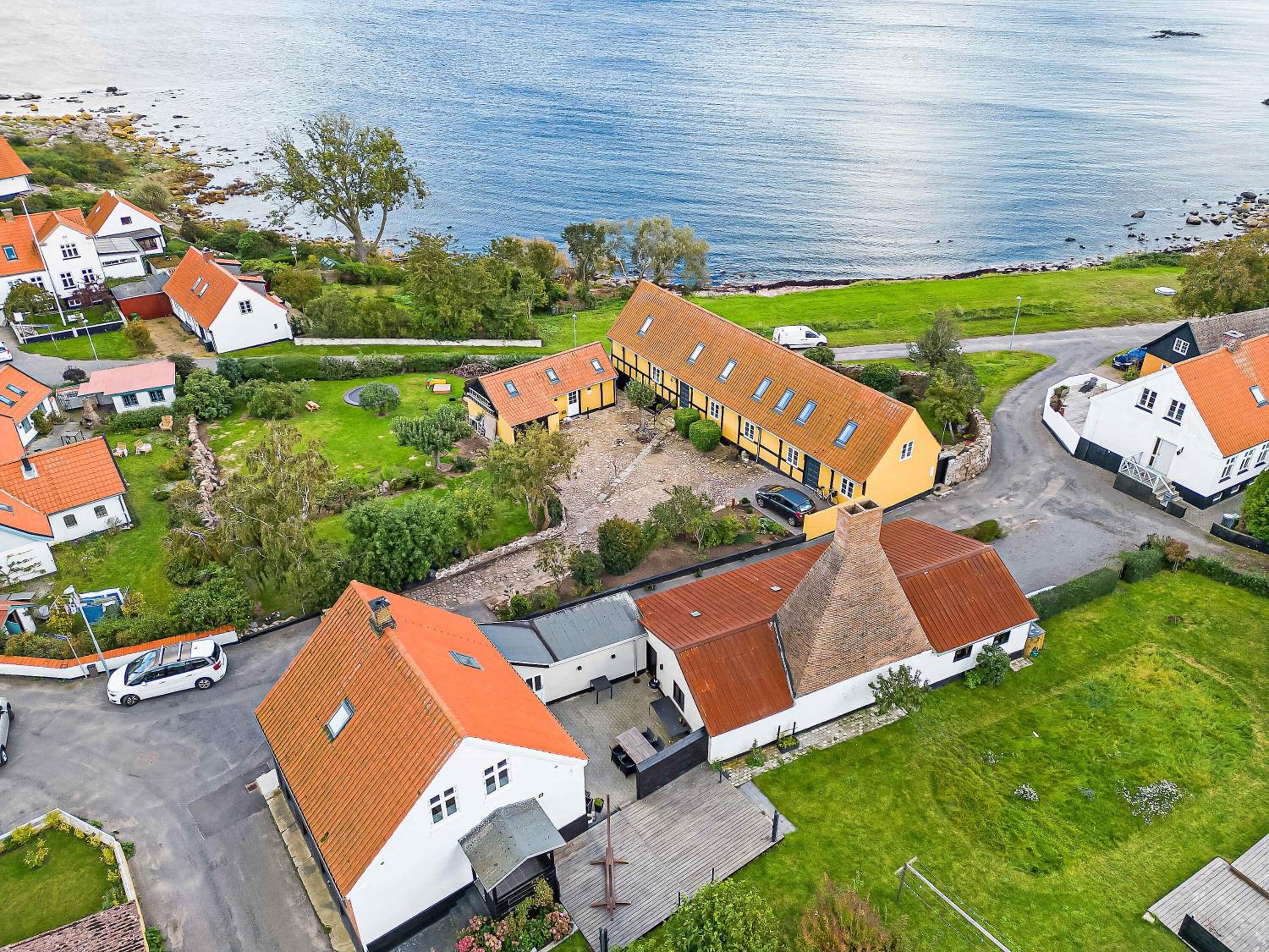Charming Summerhouse W, Perfect Seaview Location
