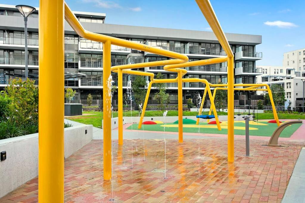 GREEN Skyline View2BR close to Easter Show