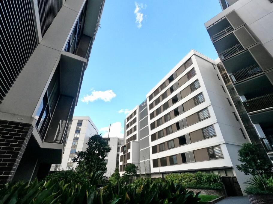 GREEN Skyline View2BR close to Easter Show
