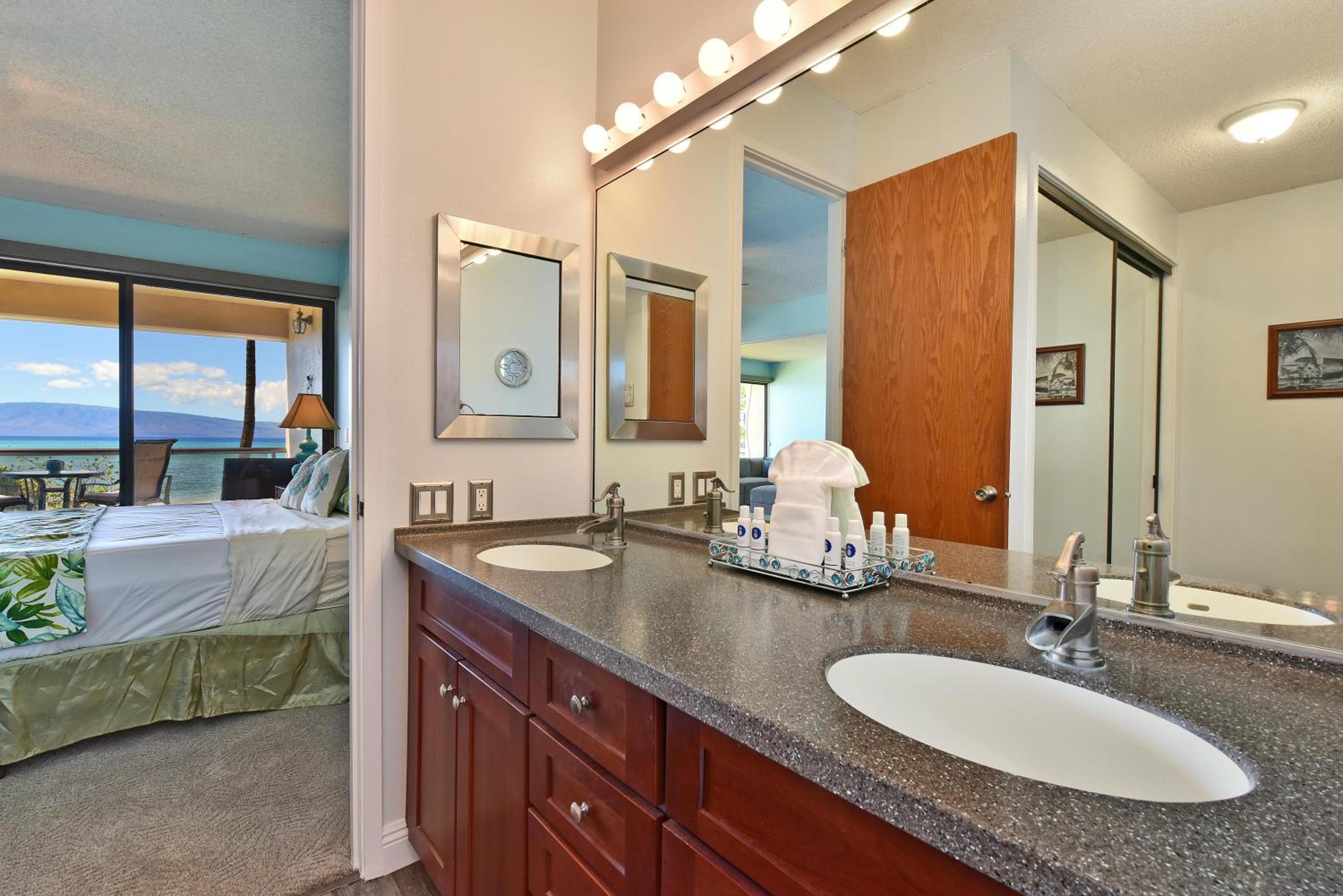 Sands of Kahana 316 · SK 316 Spacious OceanFront 2BD w Ocean Vie