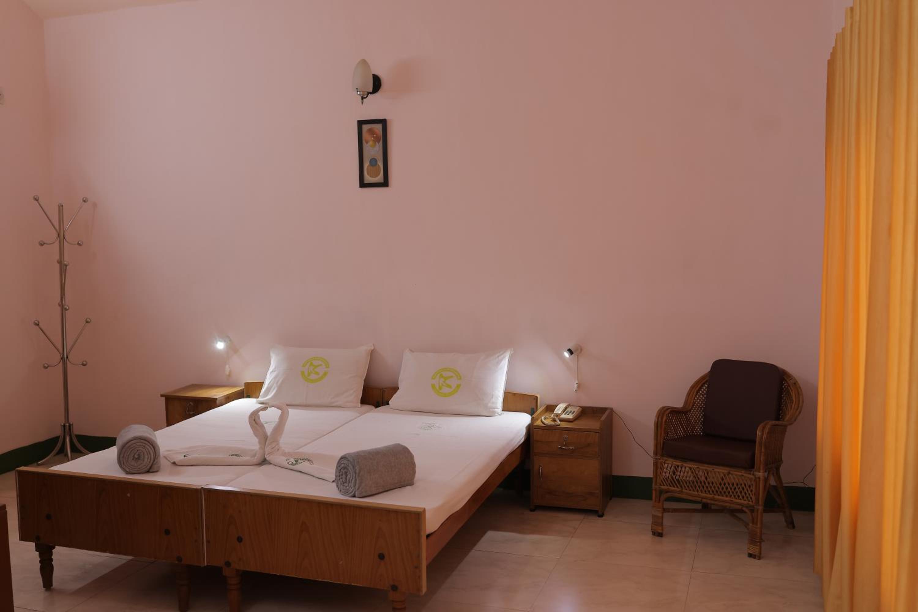 Kuttralam Resorts