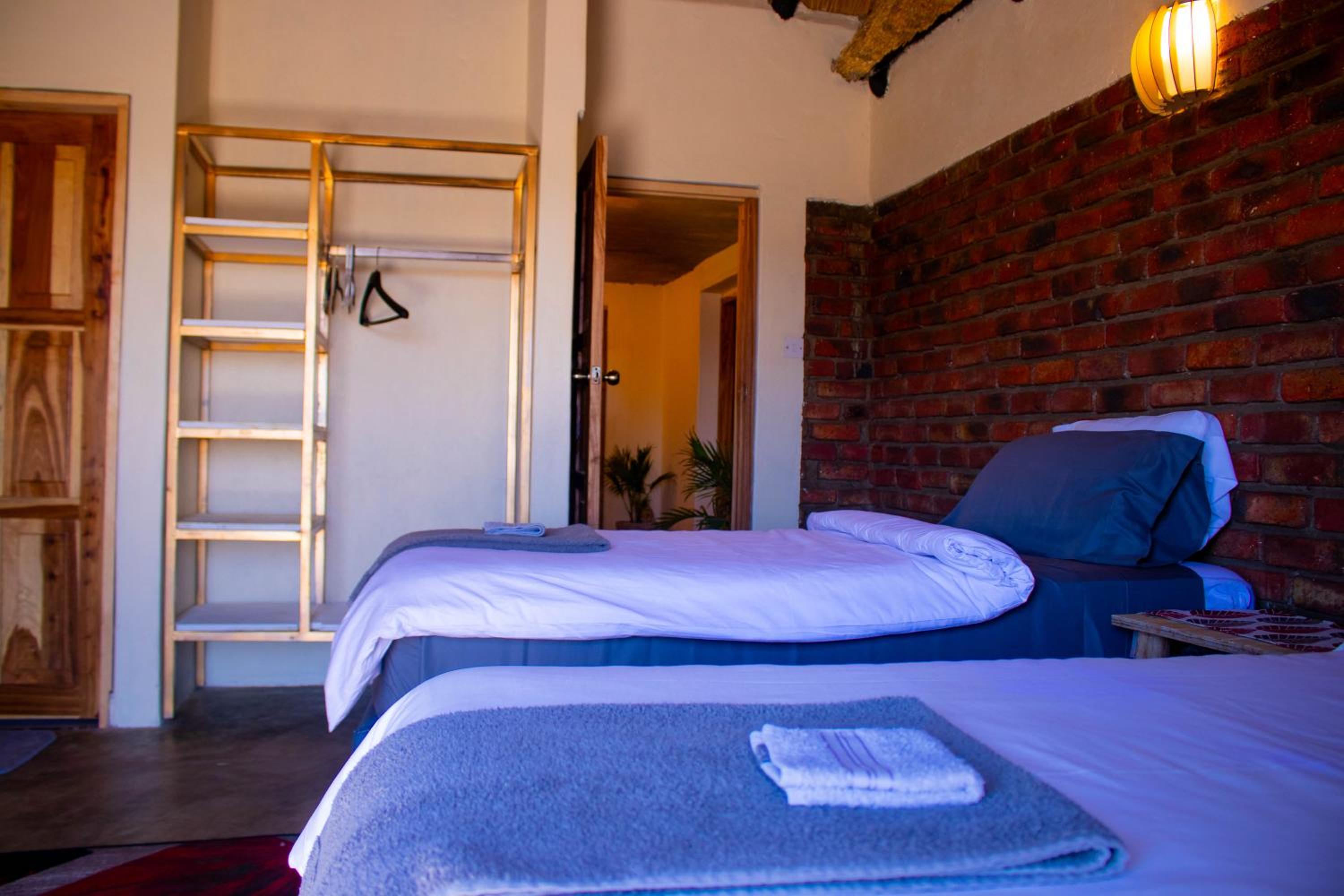 iroCK Lodge