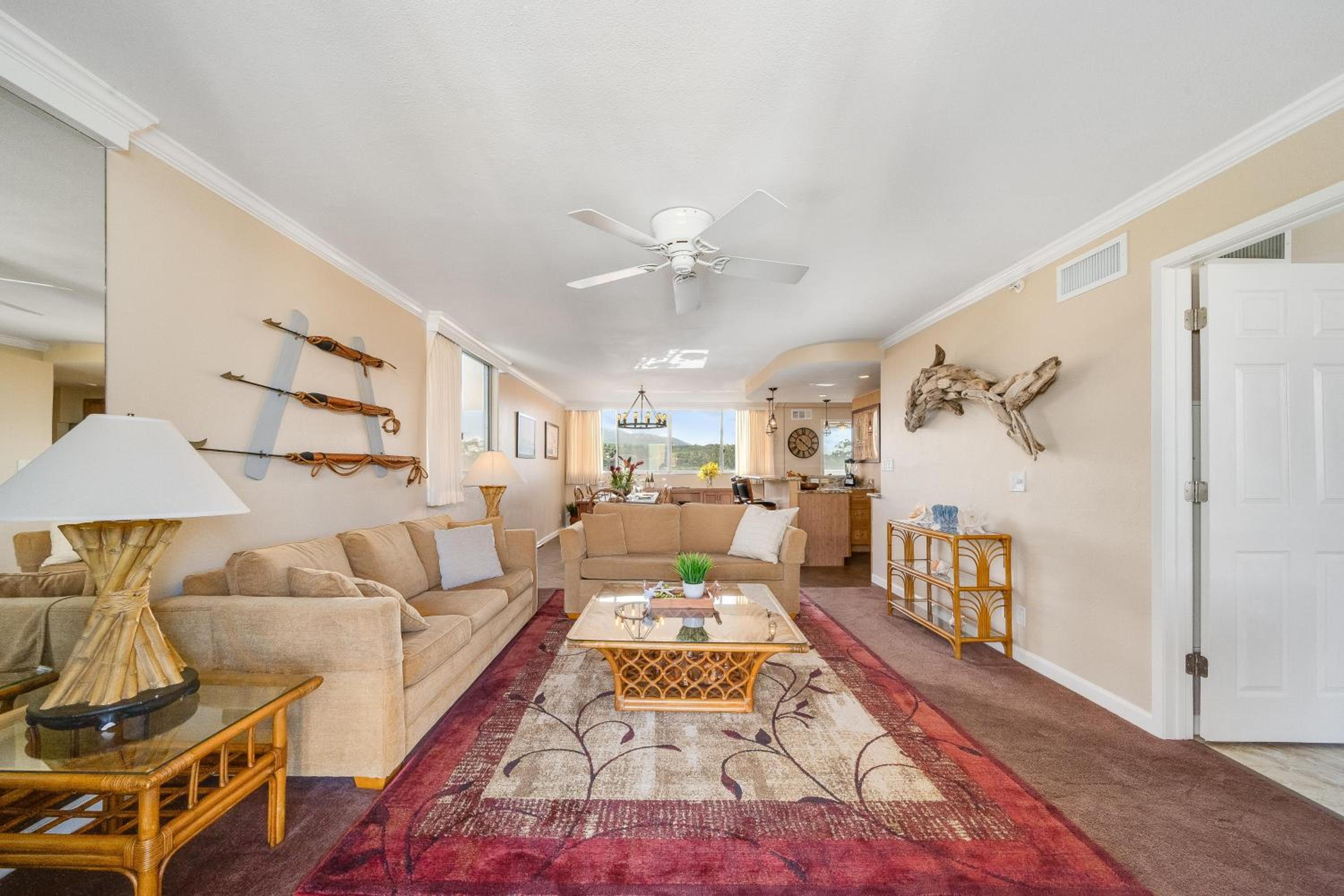 Royal Kahana 701 · RK 701 Spacious OceanFront 2BD w Pool AC