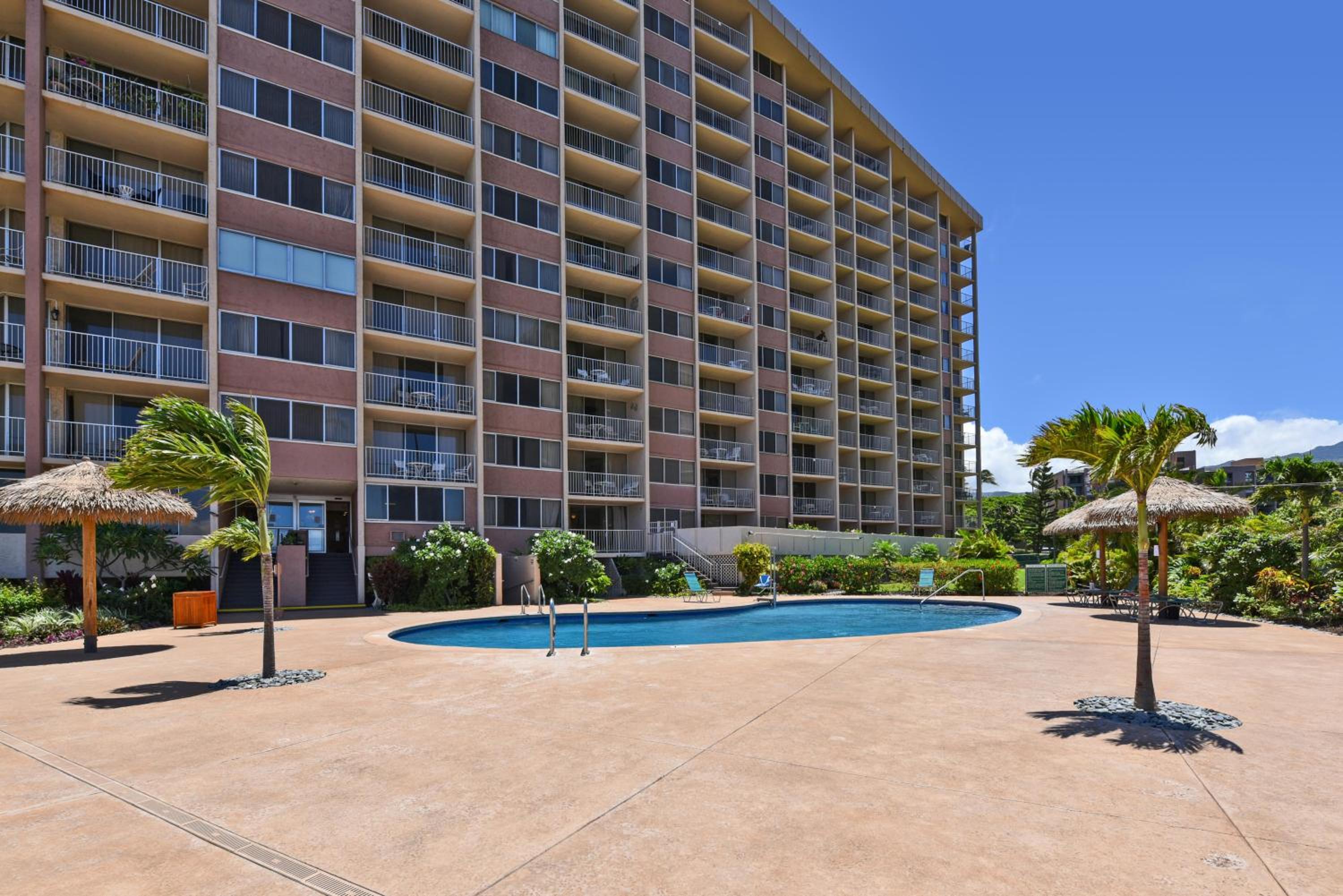 Royal Kahana 317 · RK 317 Remodeled BeachFront Studio w Ocean Vi
