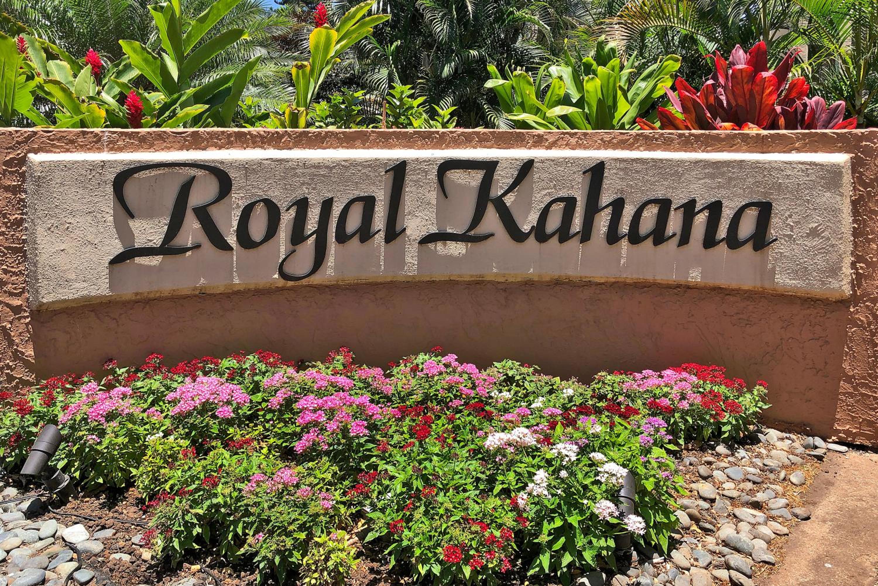 Royal Kahana 104 · RK104 West Maui Studio at BeachFront Resort w