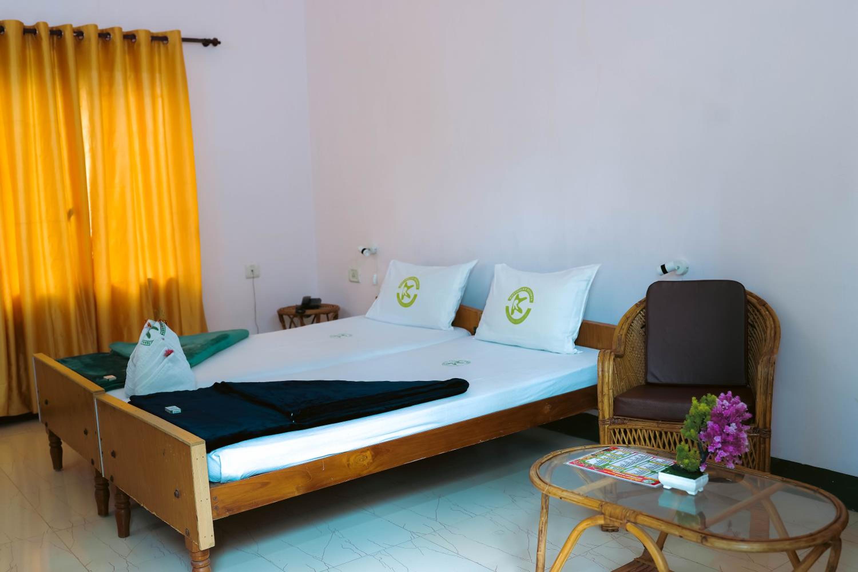 Kuttralam Resorts