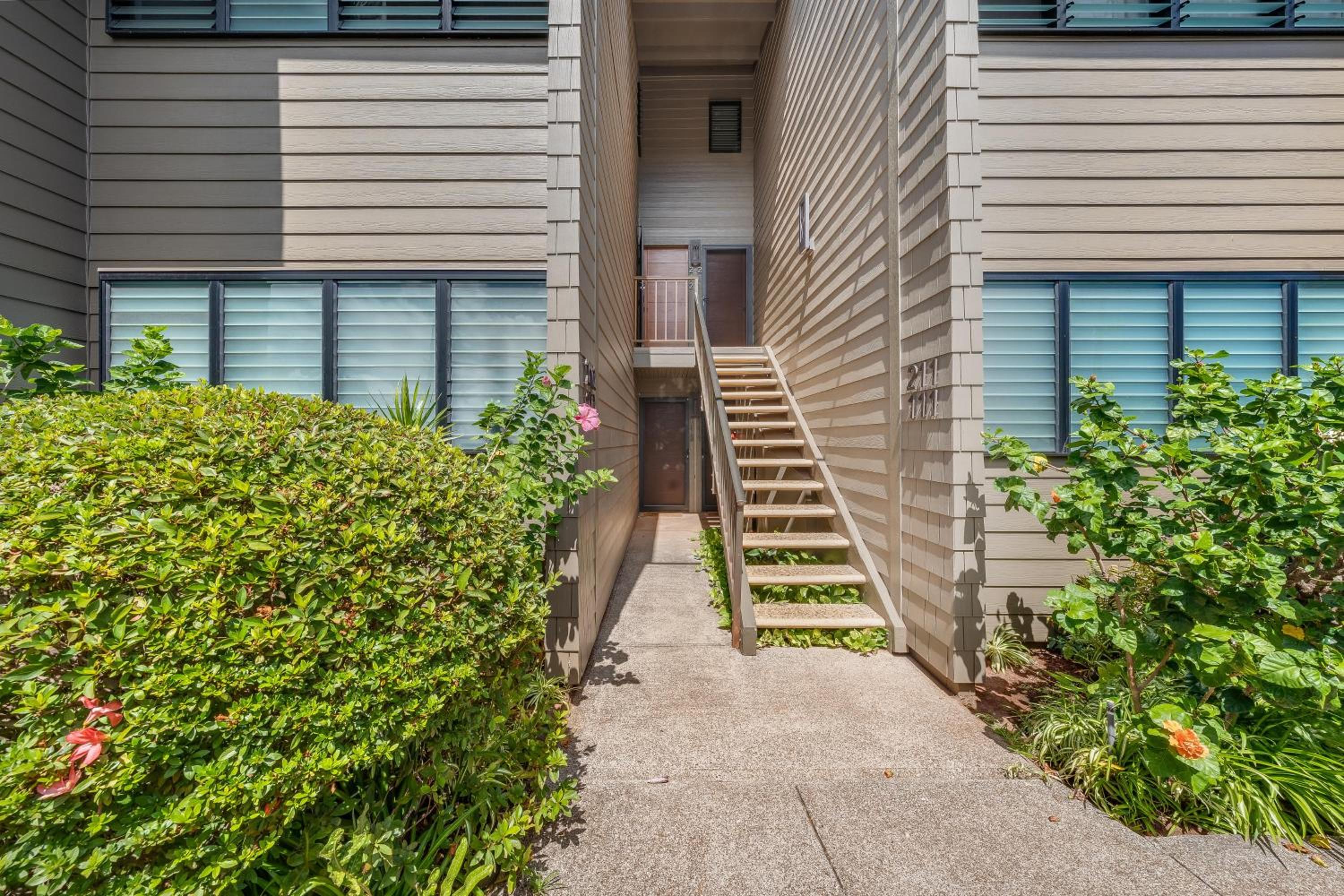 Polynesian Shores 111 · PS 111 Updated Condo w Ocean Views Pool