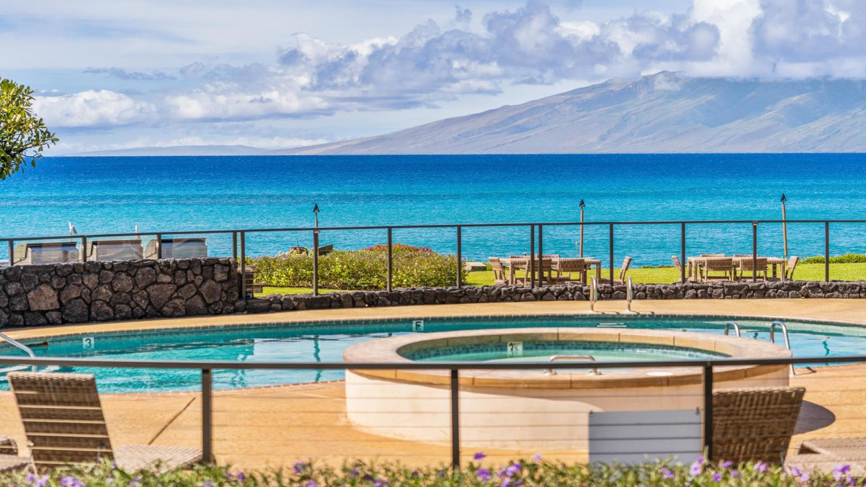 Polynesian Shores 111 · PS 111 Updated Condo w Ocean Views Pool