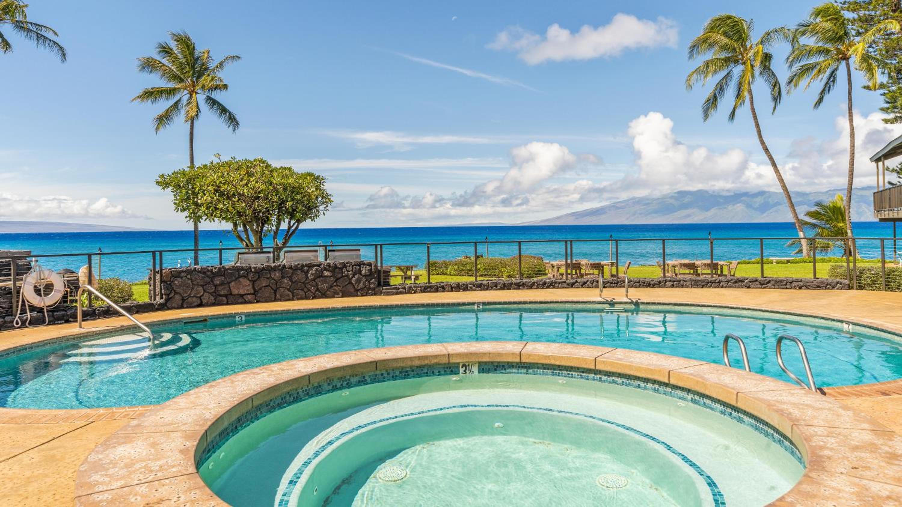 Polynesian Shores 111 · PS 111 Updated Condo w Ocean Views Pool