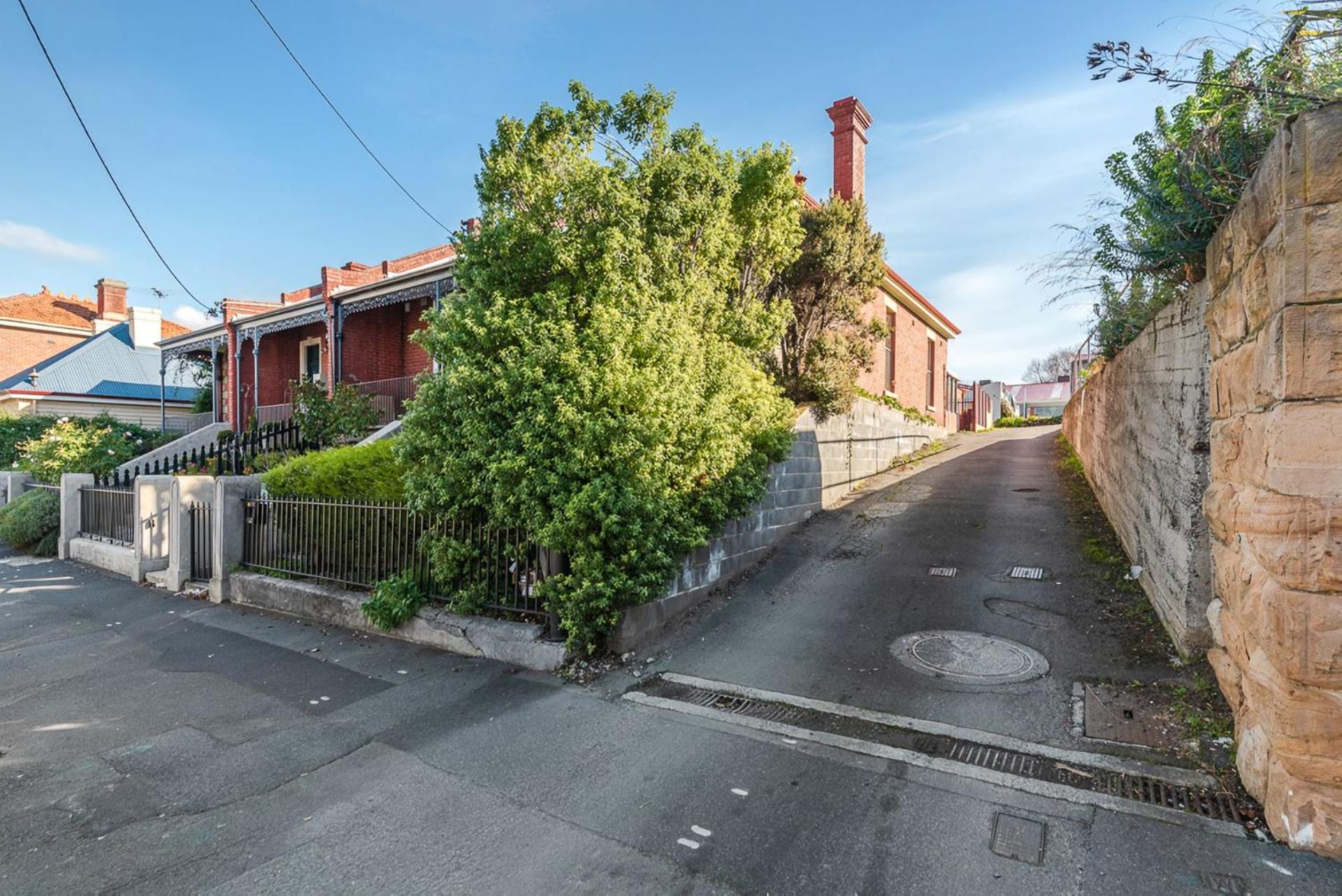 Millibelle Terrace Stunning city home free parking