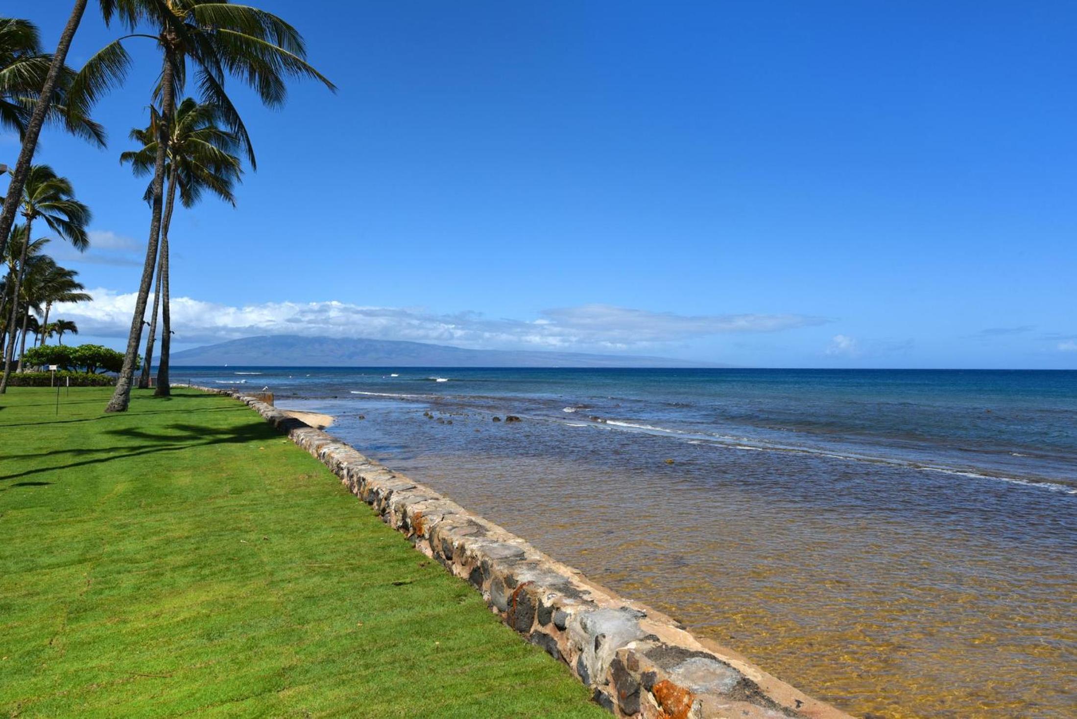 Papakea B405 · PK B405 Spacious 3Bedroom at OceanFront Resort