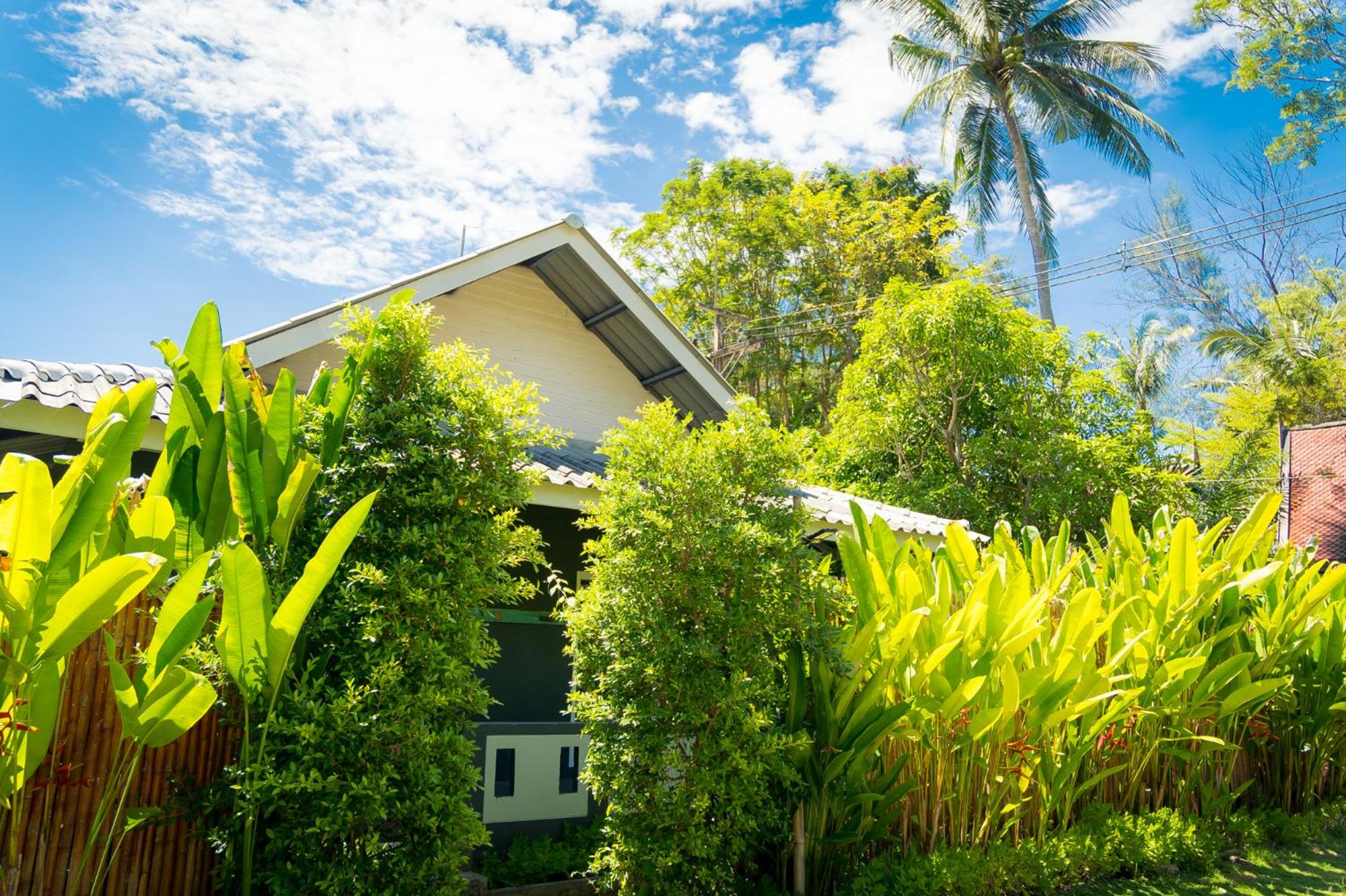 Oasis Yoga Bungalows