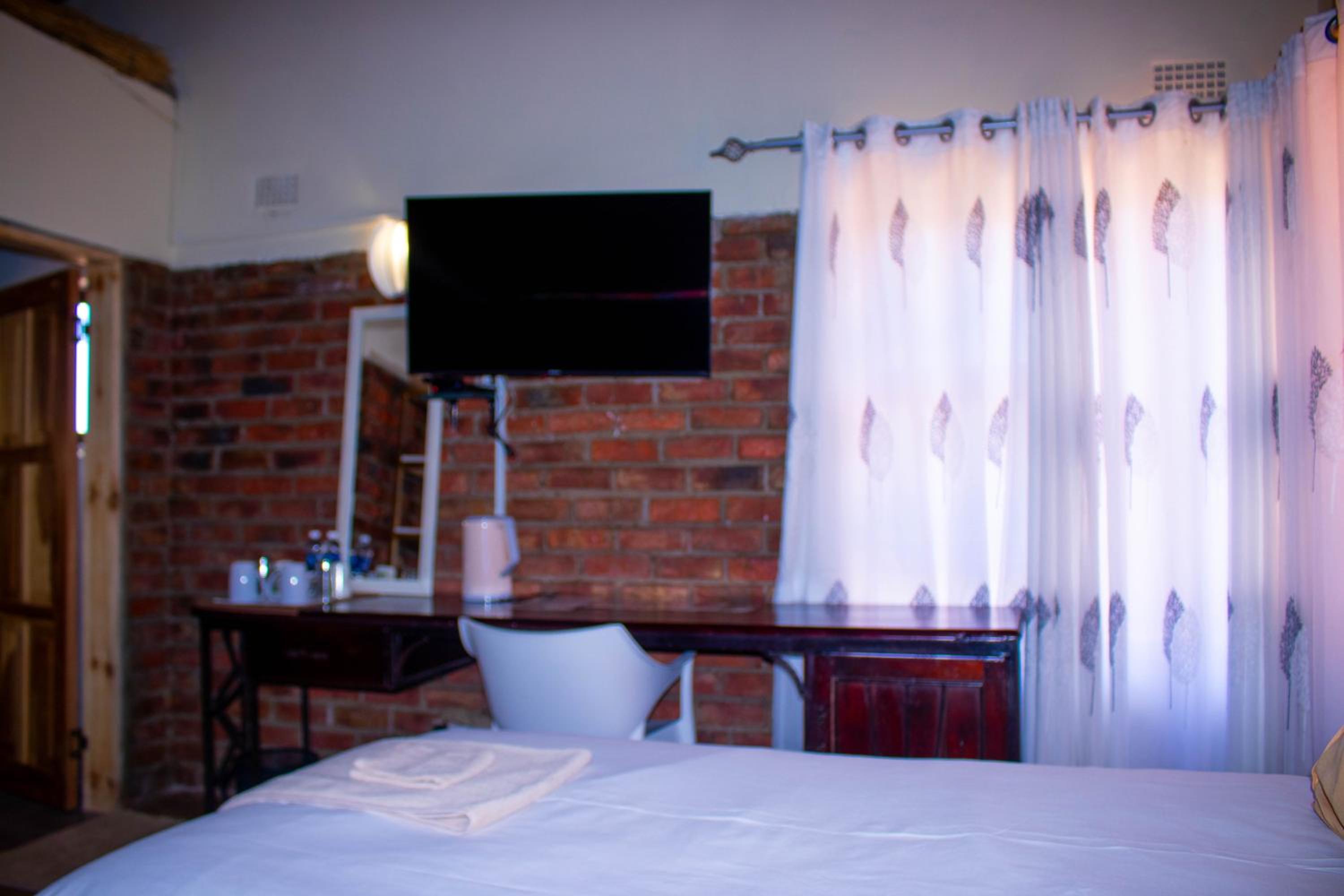 iroCK Lodge