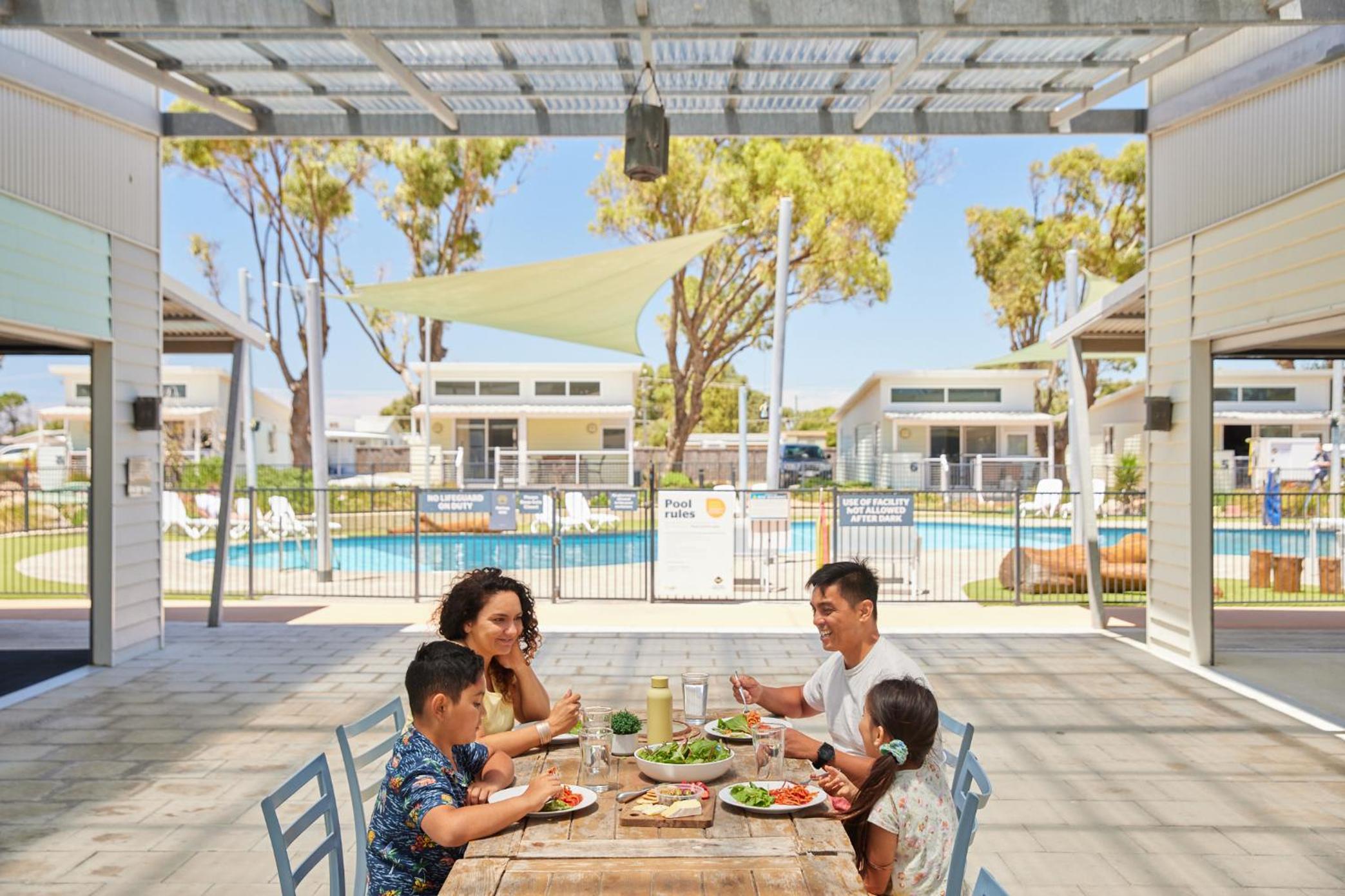 RAC Cervantes Holiday Park