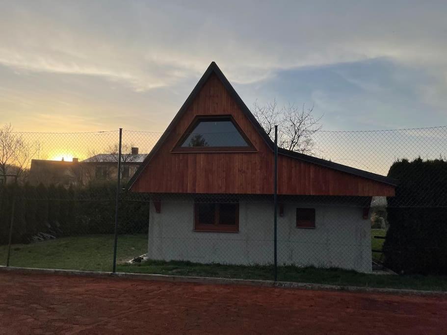 Útulný domeček obklopen krásnou přírodou
