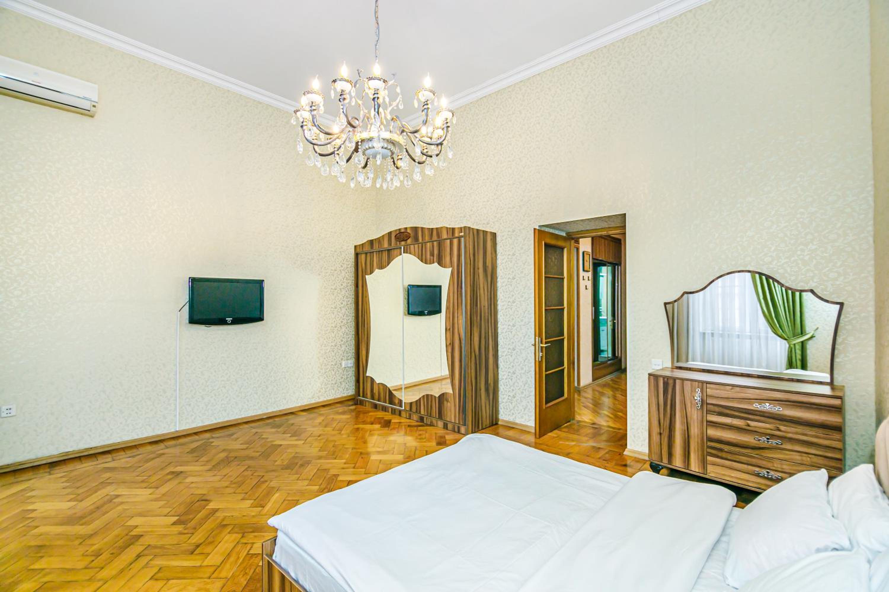 Deluxe Apartment 67