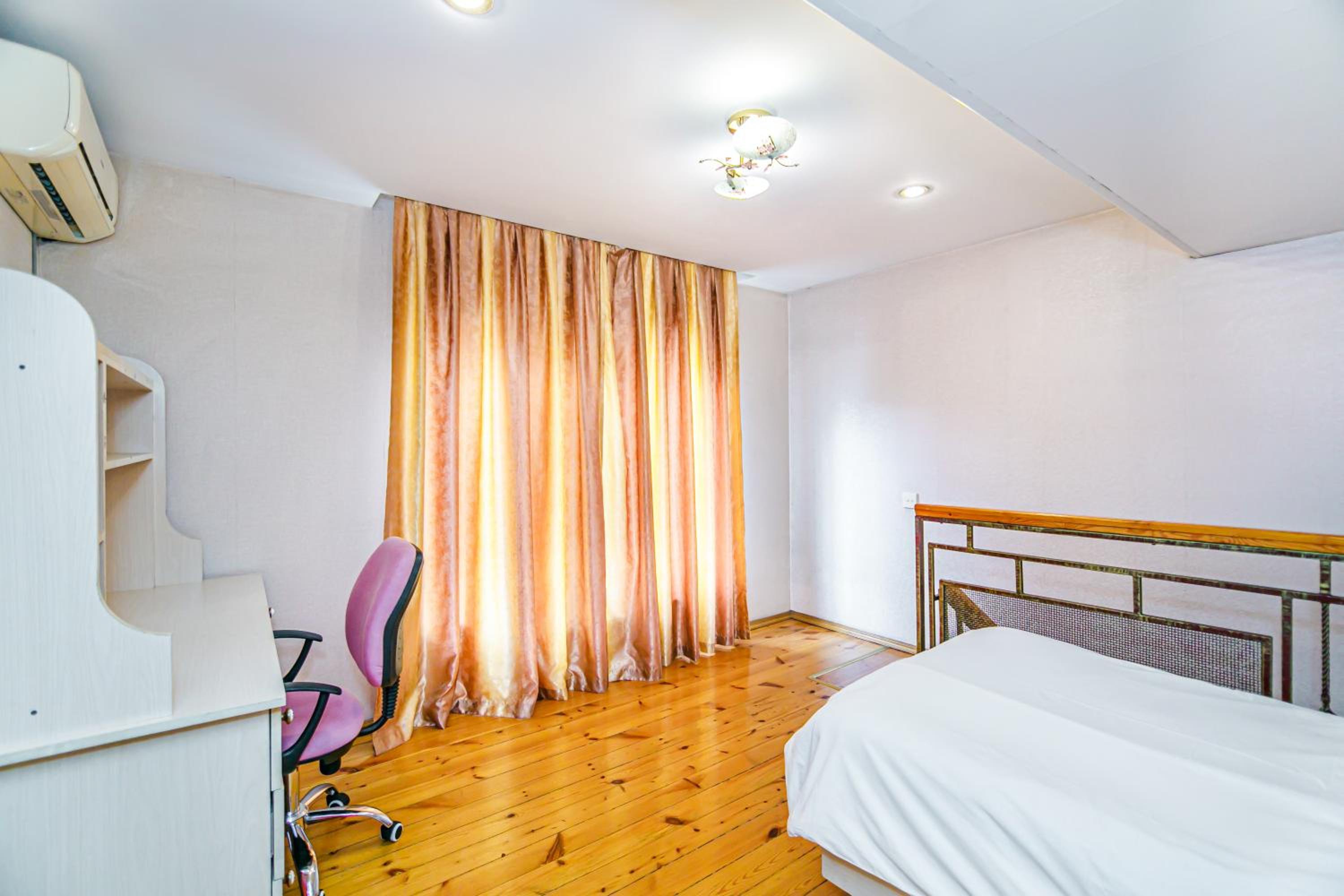 Deluxe Apartment 67