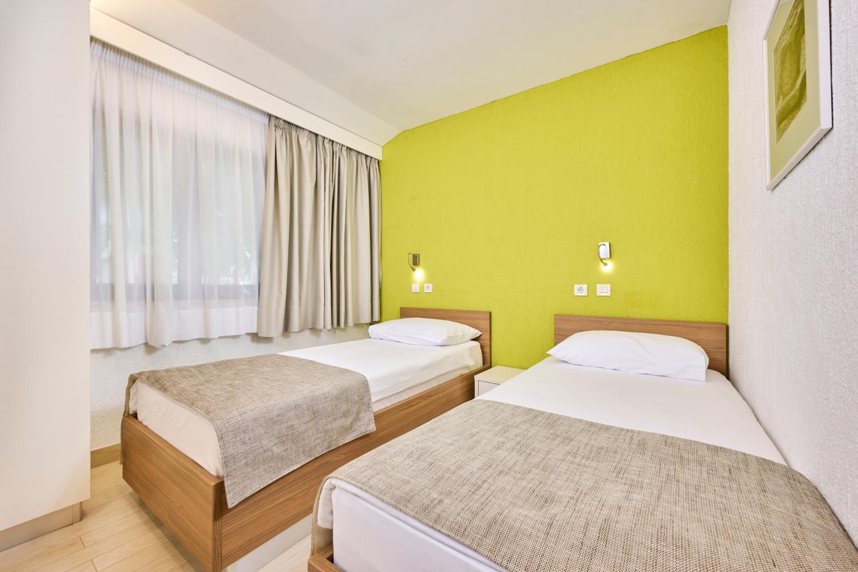 Apartments Galijot Plava Laguna