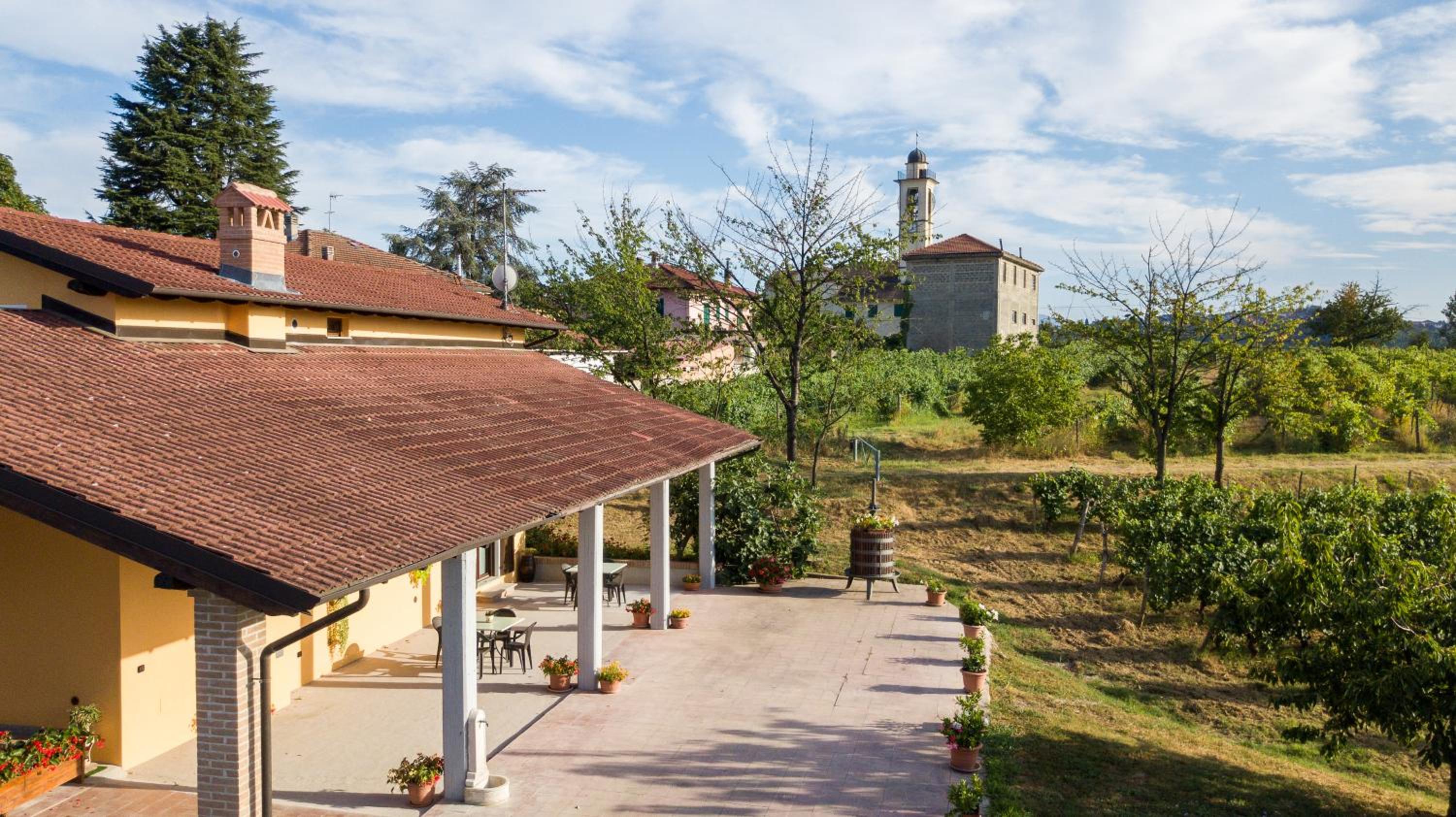 Casa Lidia Gavi view 3
