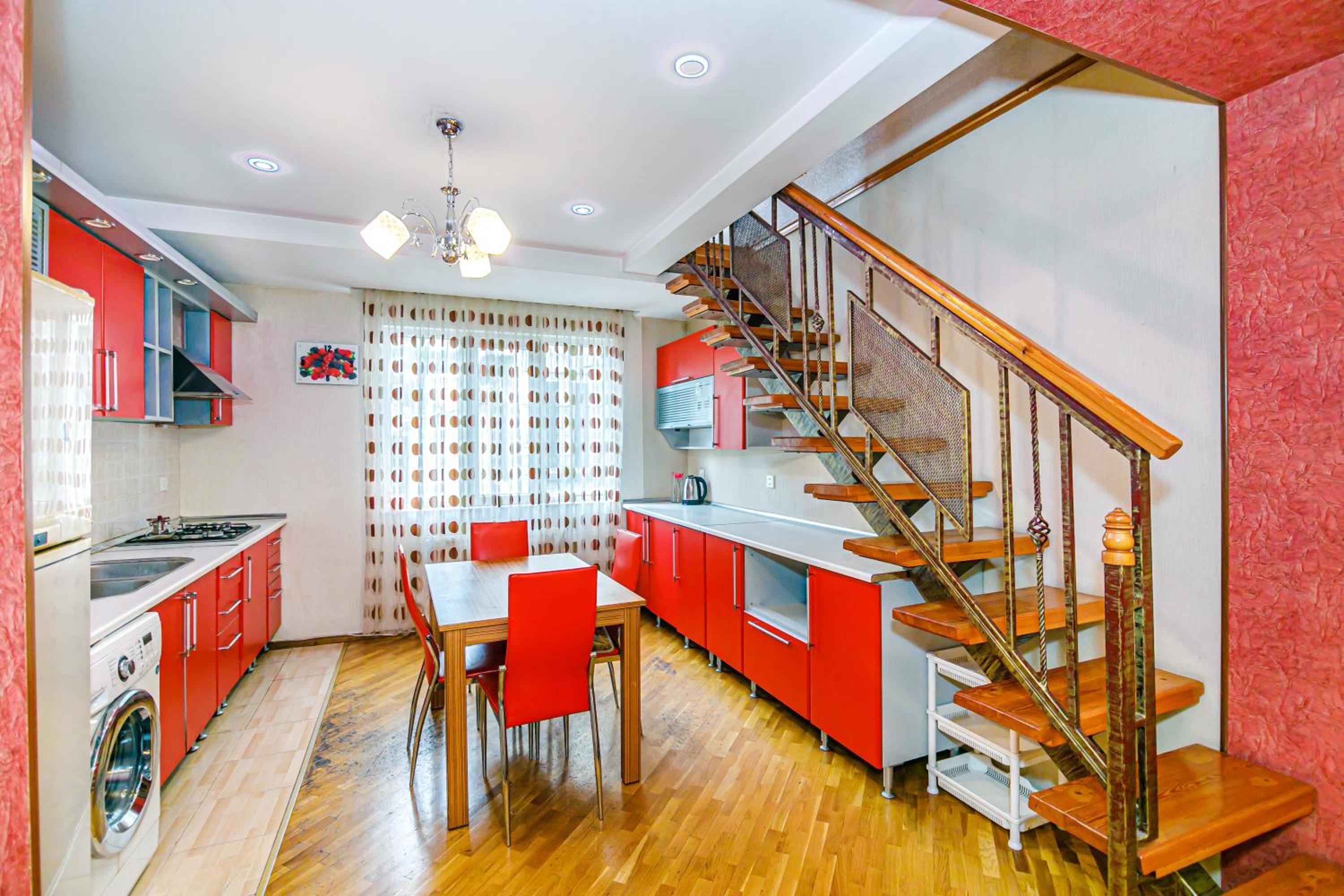 Deluxe Apartment 67