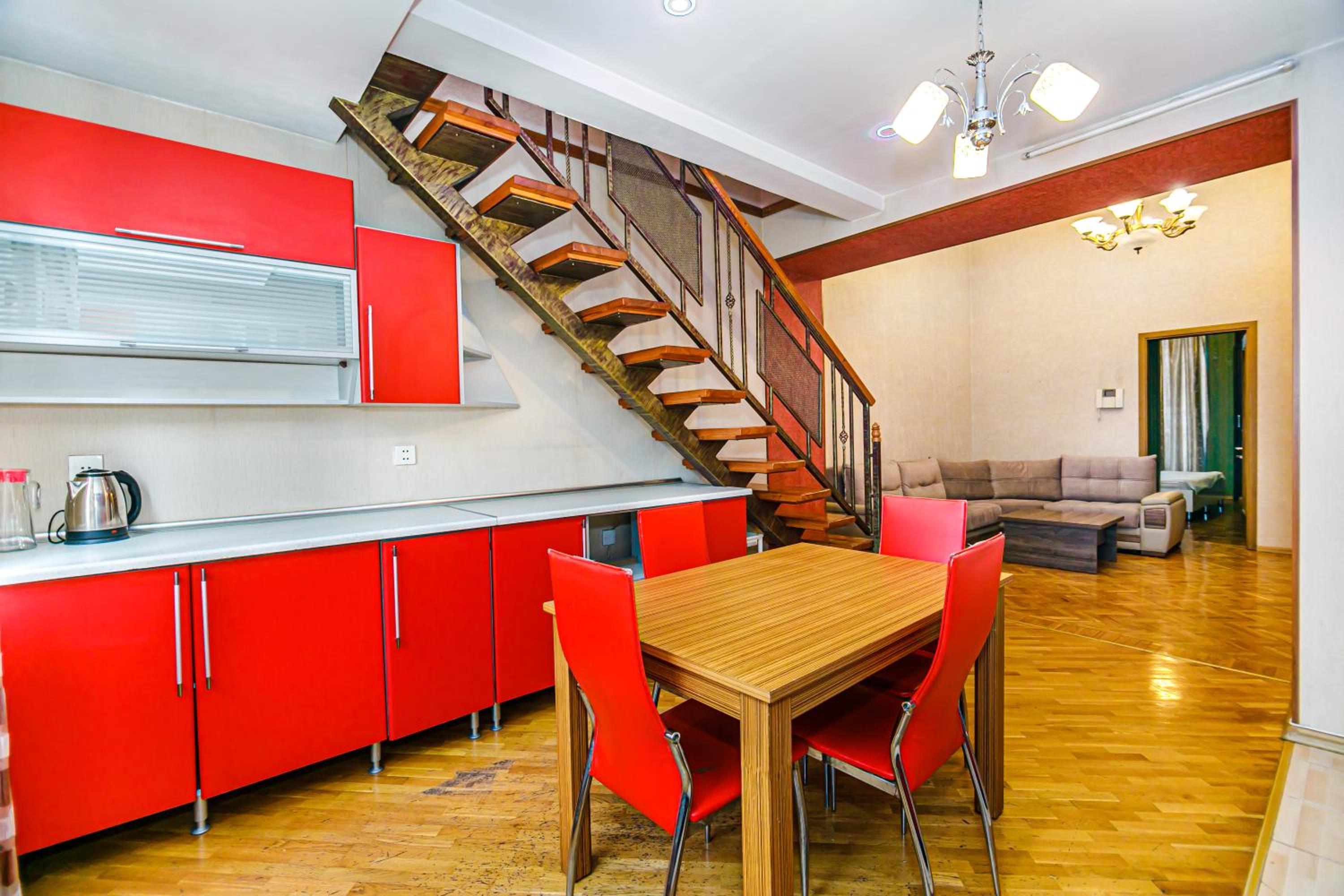 Deluxe Apartment 67