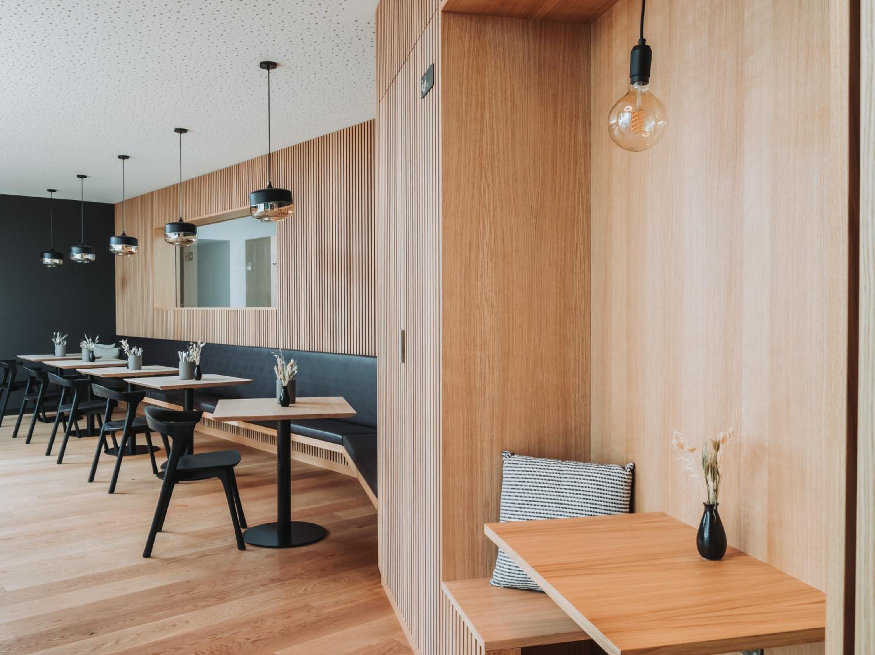 Montreux Youth Hostel