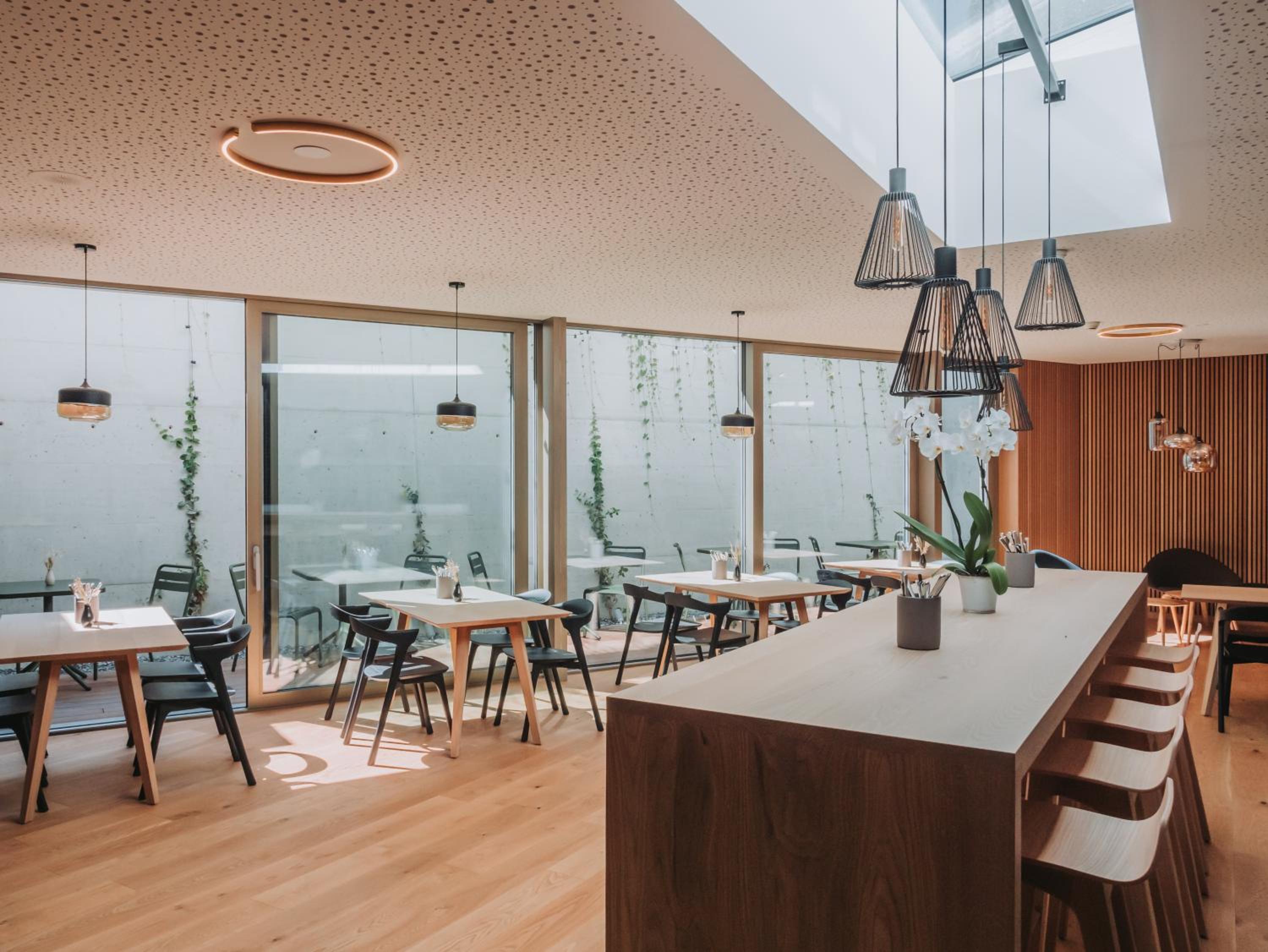 Montreux Youth Hostel