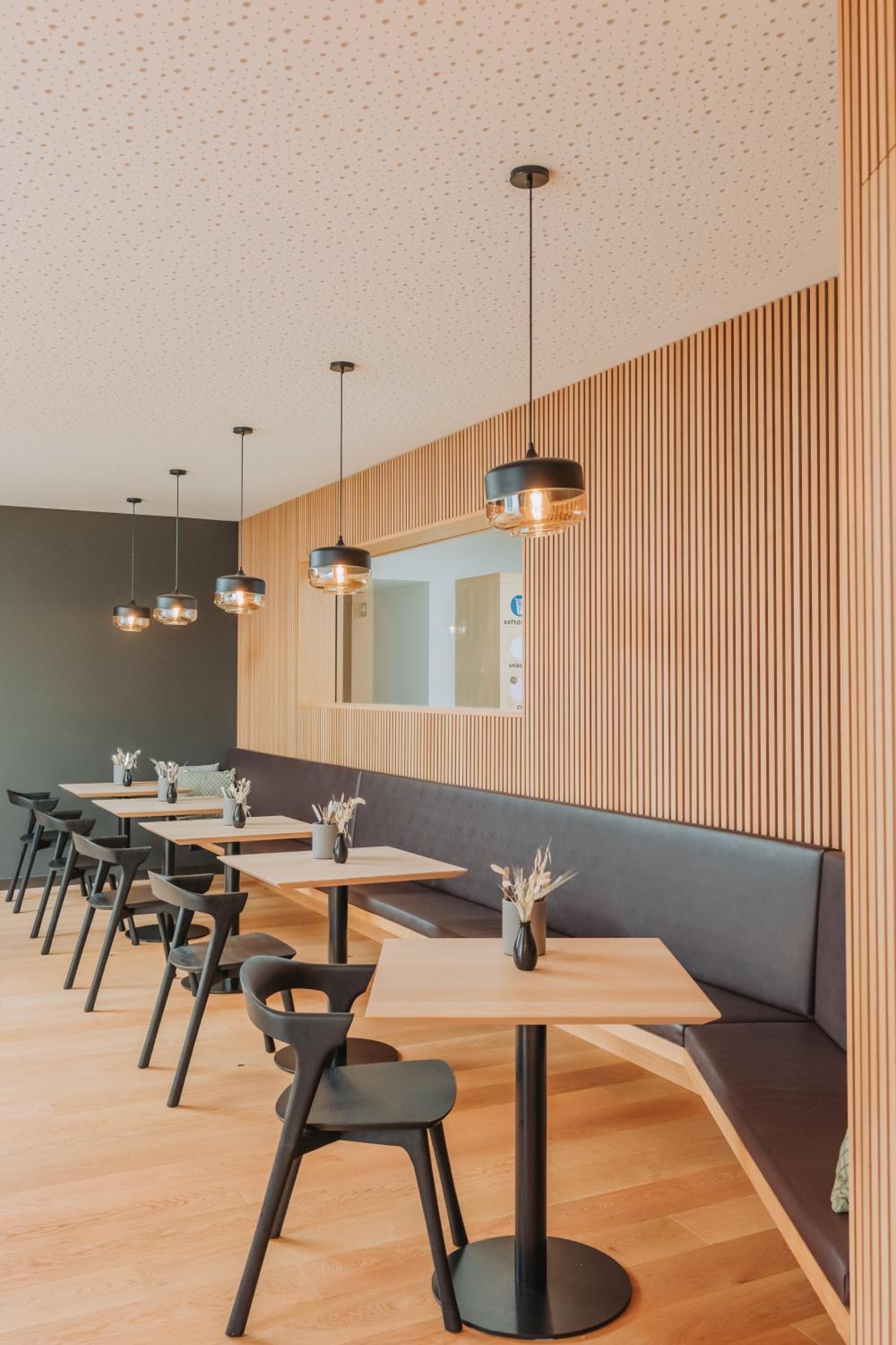 Montreux Youth Hostel