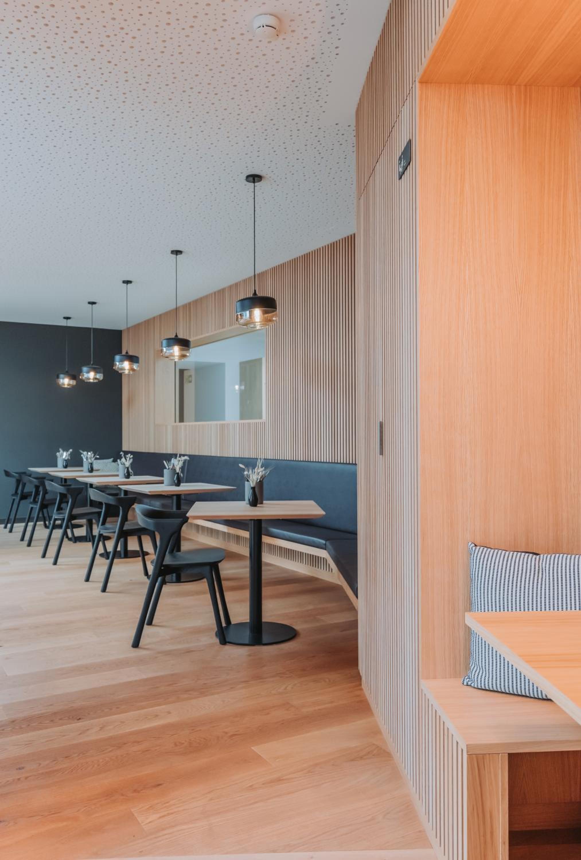 Montreux Youth Hostel