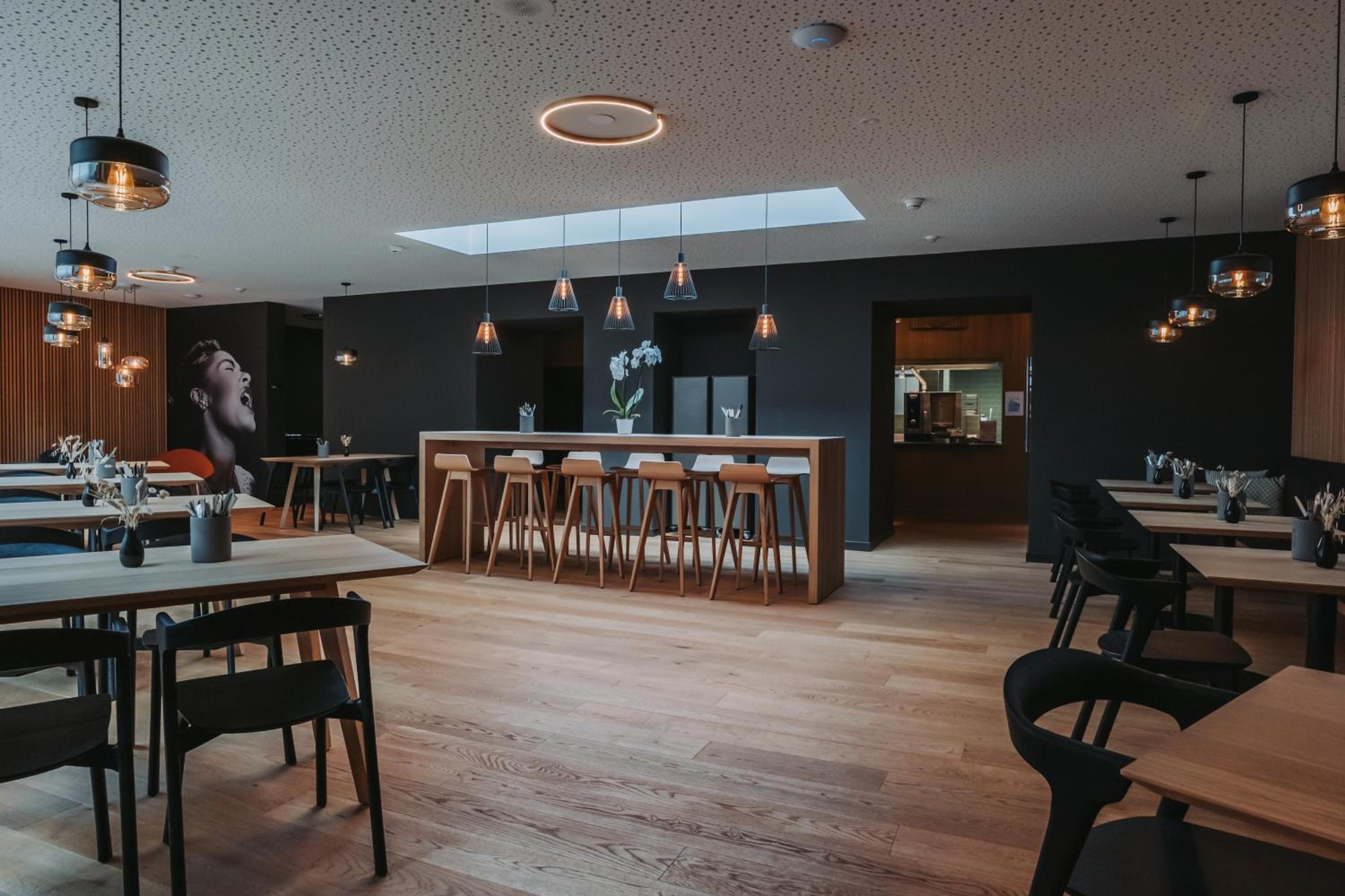 Montreux Youth Hostel