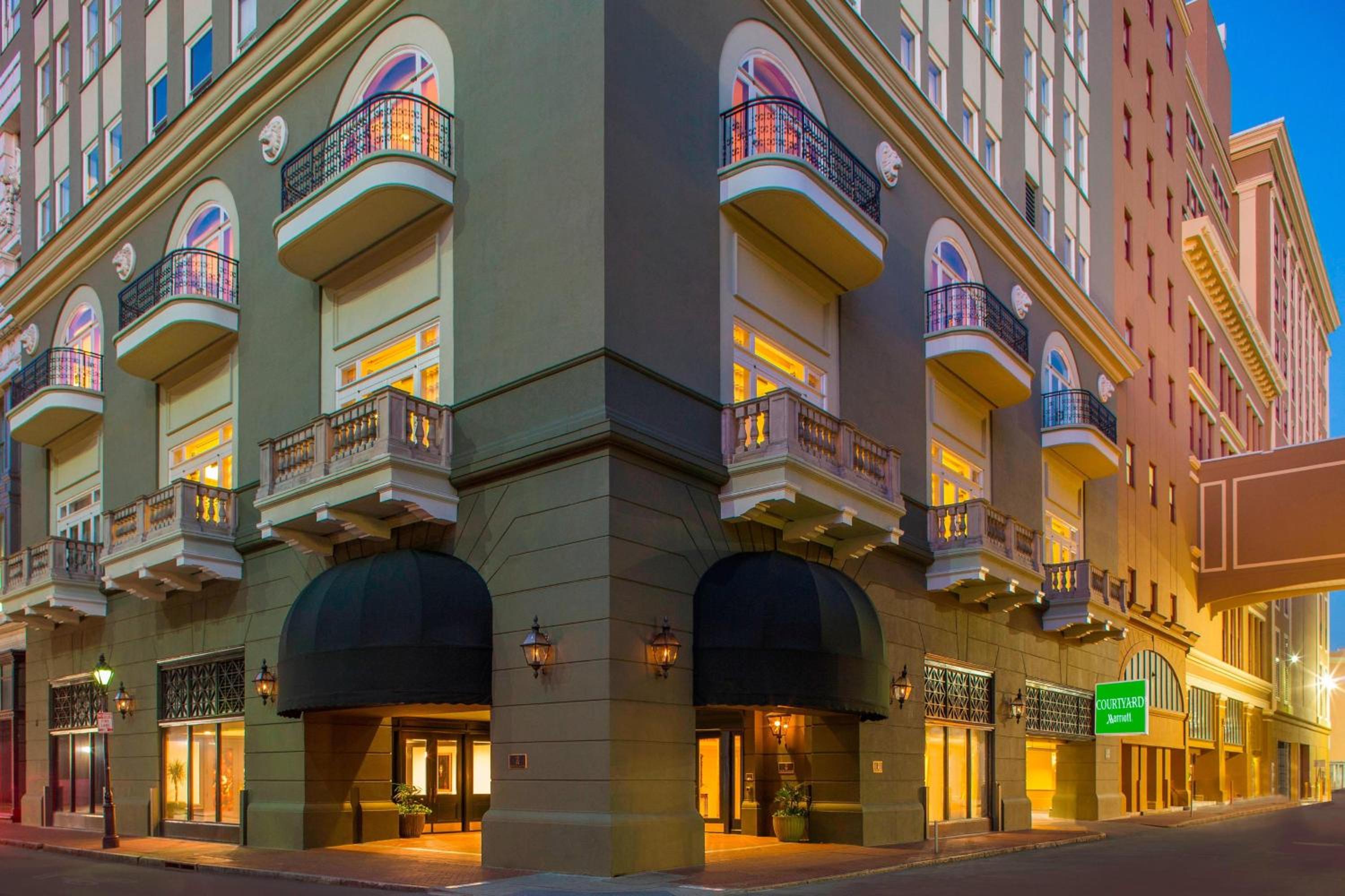 New Orleans Vacations - Courtyard by Marriott New Orleans French Quarter/Iberville - Property Image 1