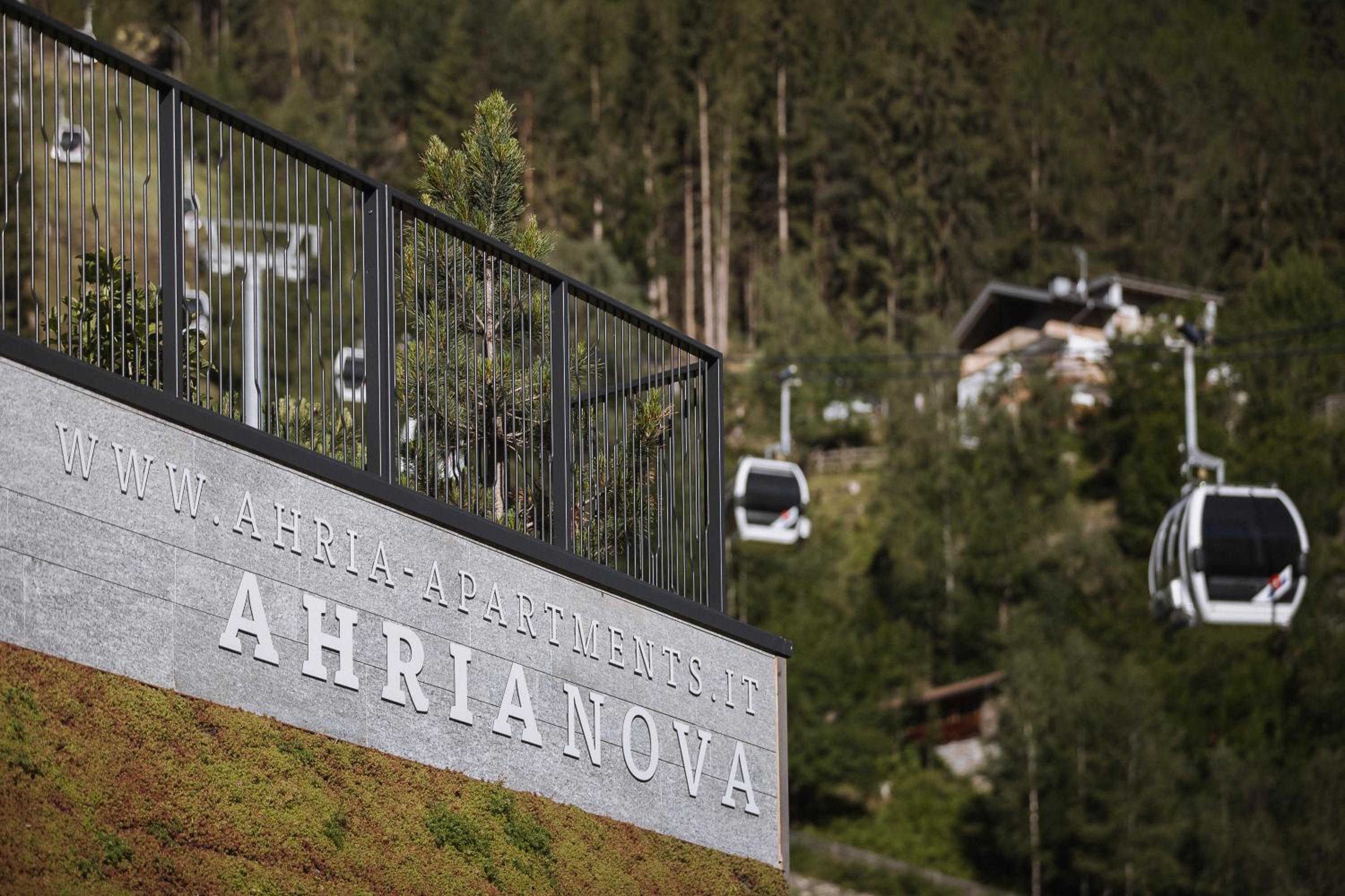 AhriaNova