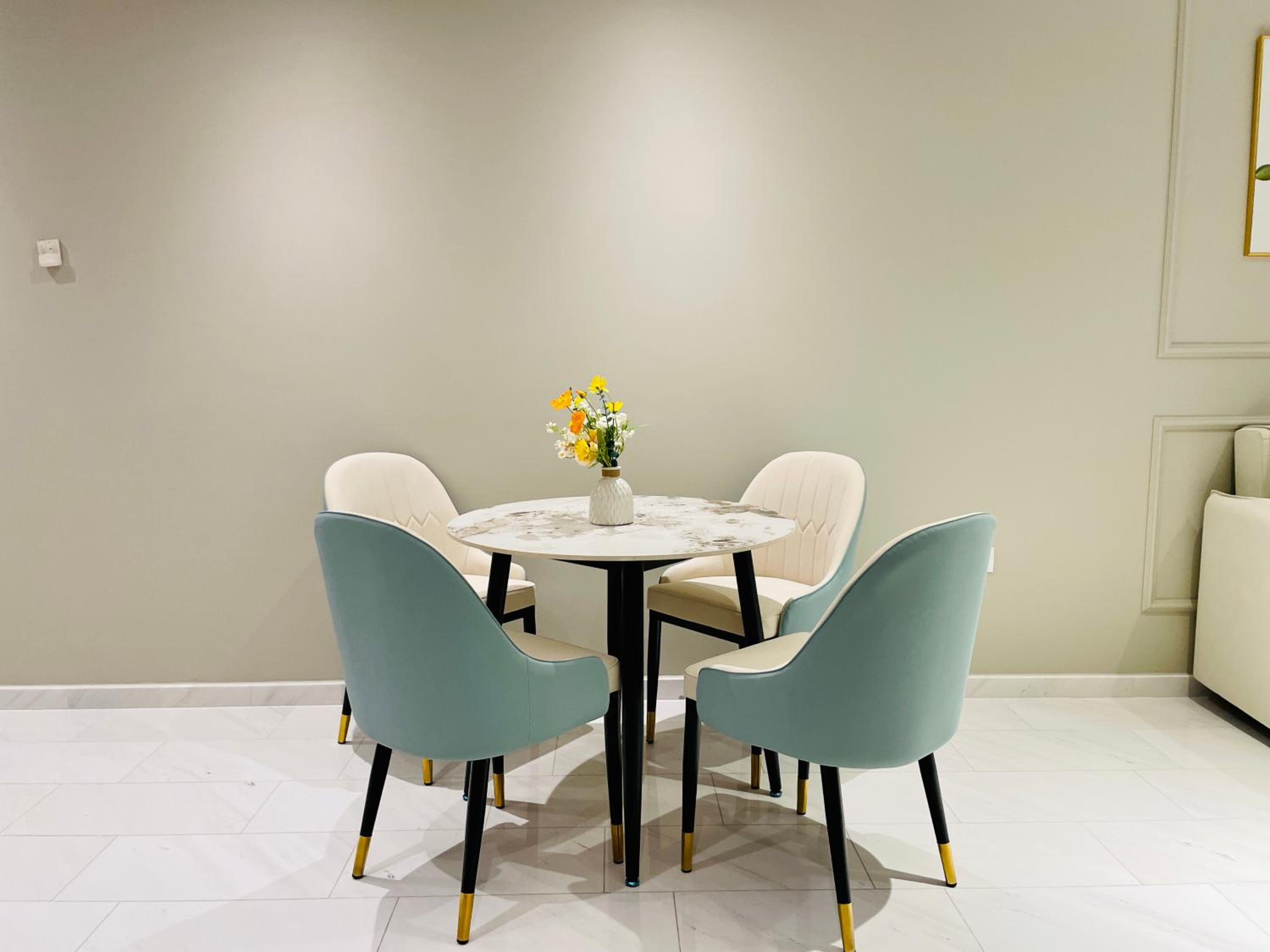 Eaton residences KLCC m@h
