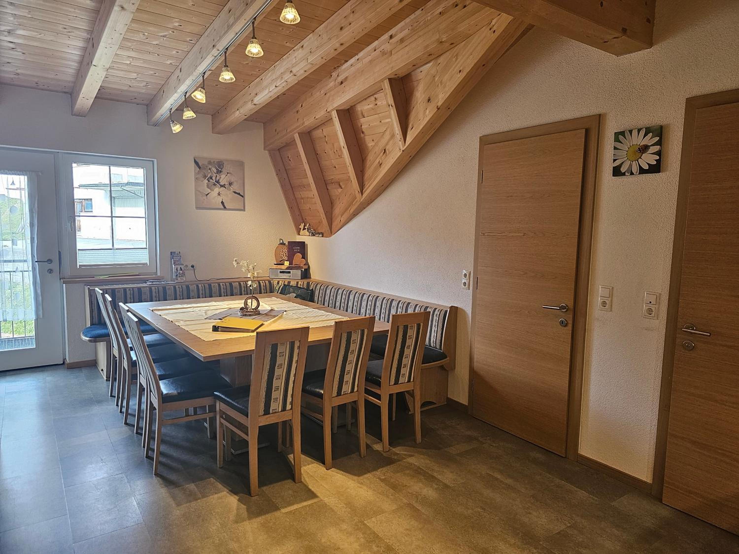 Ferienhaus Bergblick Kappl, nur 17 Minuten vom Skigebiet Ischgl entfernt