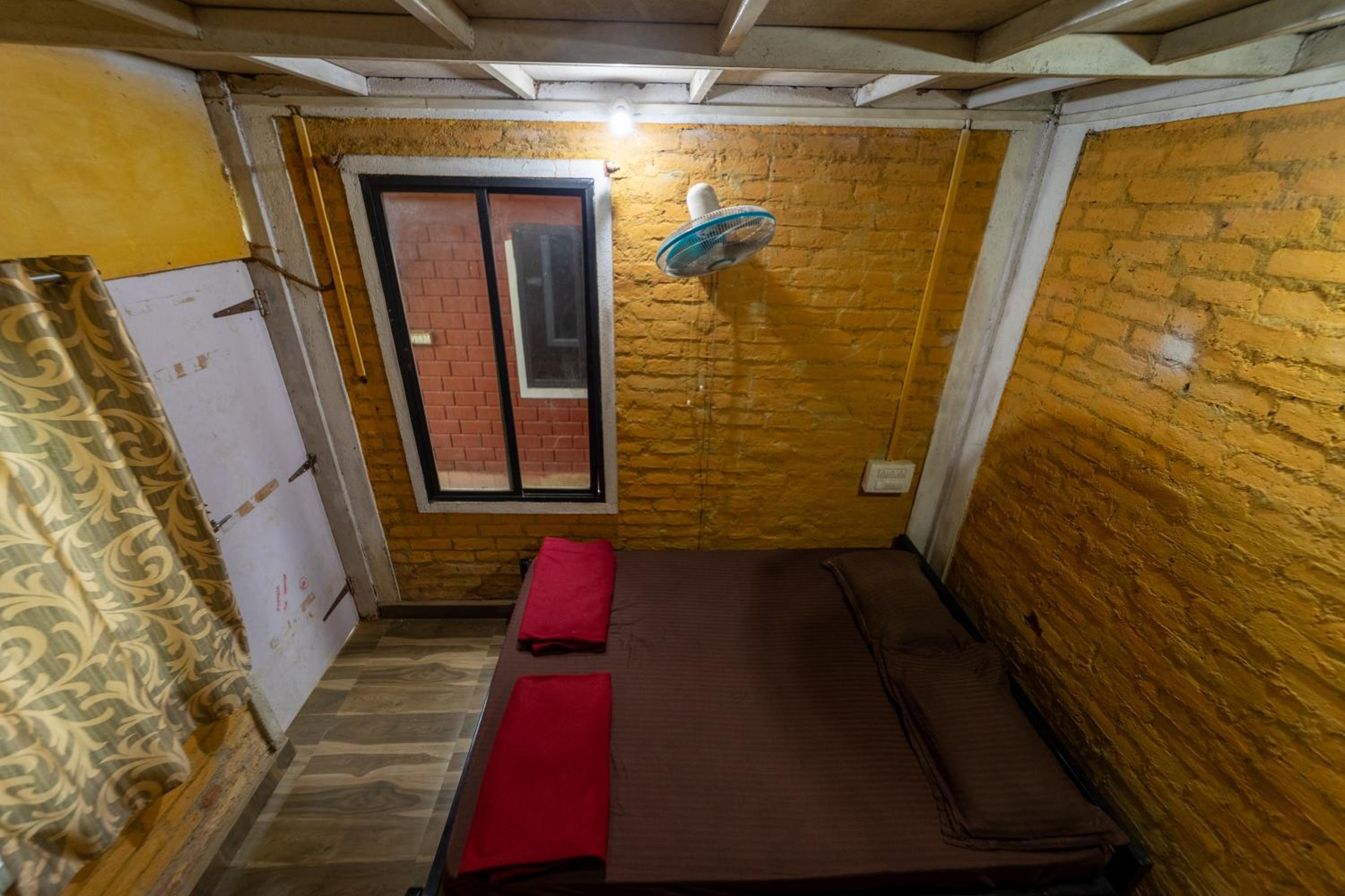 Photo 19