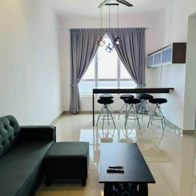 Cozy Seaview 2BR Melaka Town with Gaming Console photo 1