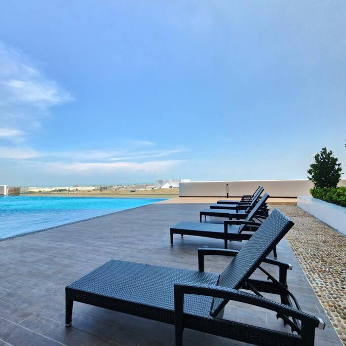Cozy Seaview 2BR Melaka Town with Gaming Console photo 4