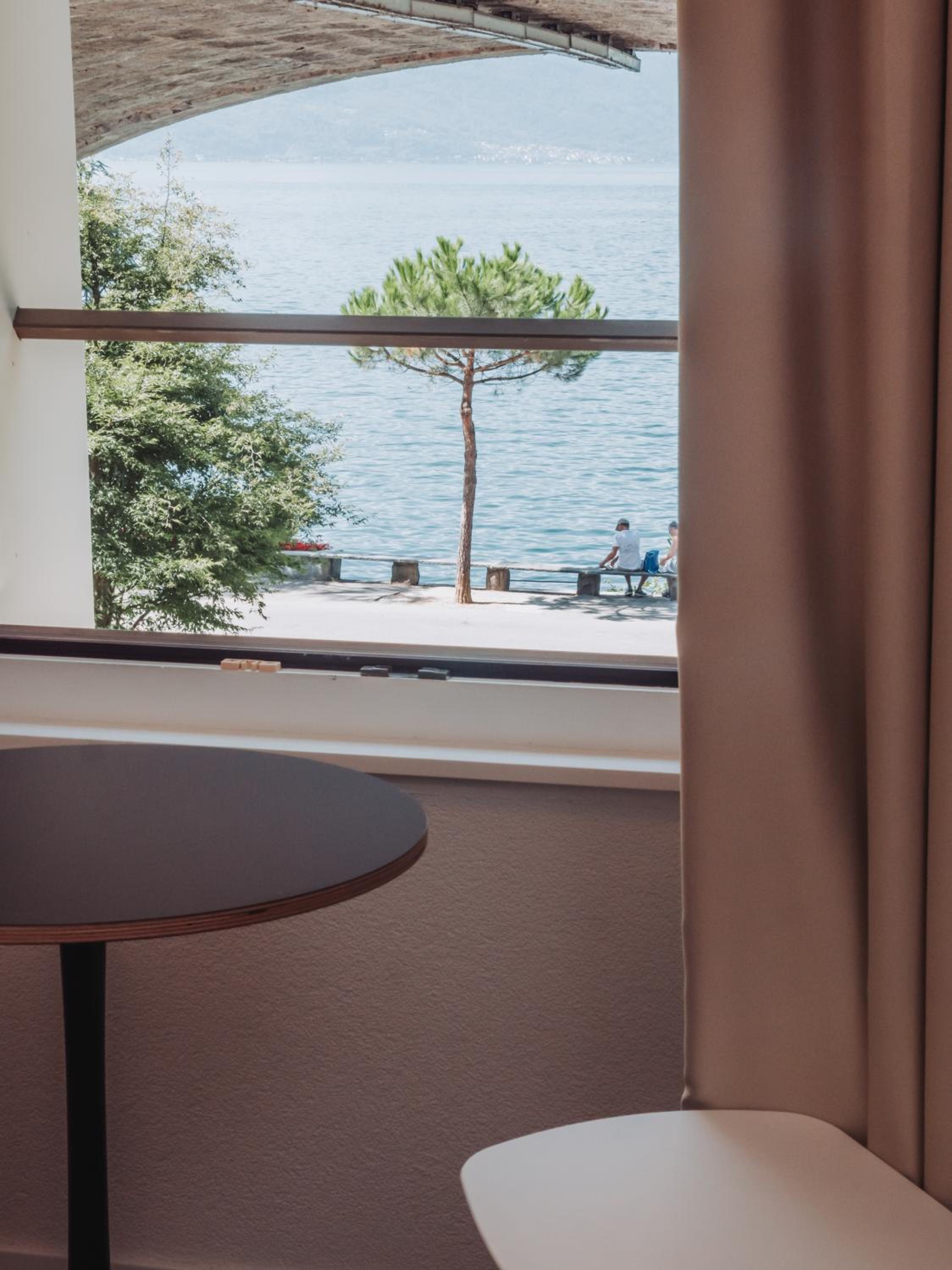 Montreux Youth Hostel